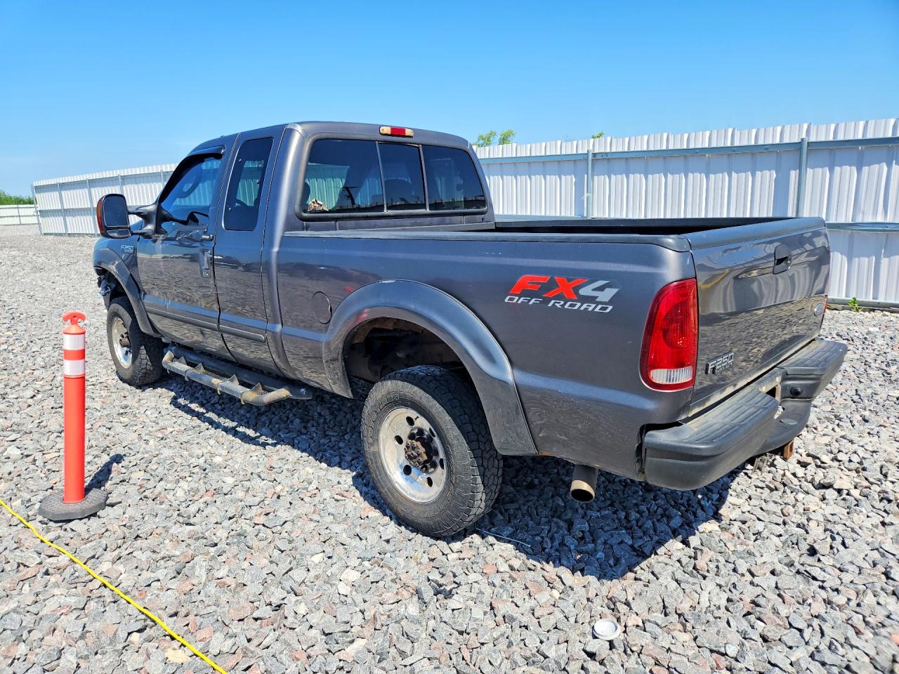 2004 Ford F250 Super Duty Gray vin: 1FTNX21S24EB15155