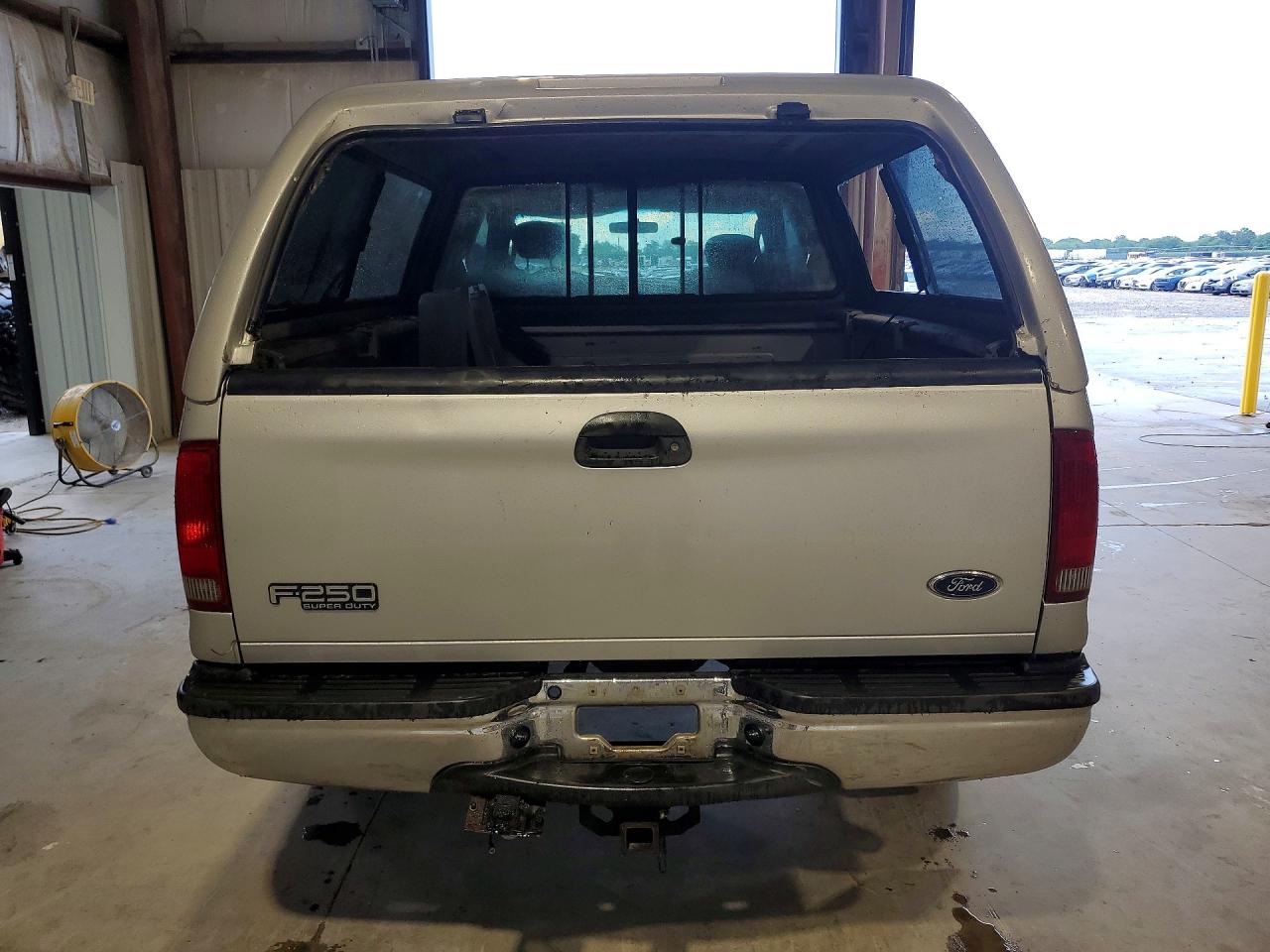 2003 Ford F250 Silver vin: 1FTNX21S33ED21695