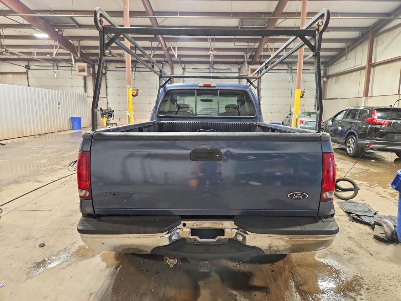 2004 Ford F250 Super Duty Blue vin: 1FTNX21S44ED22372