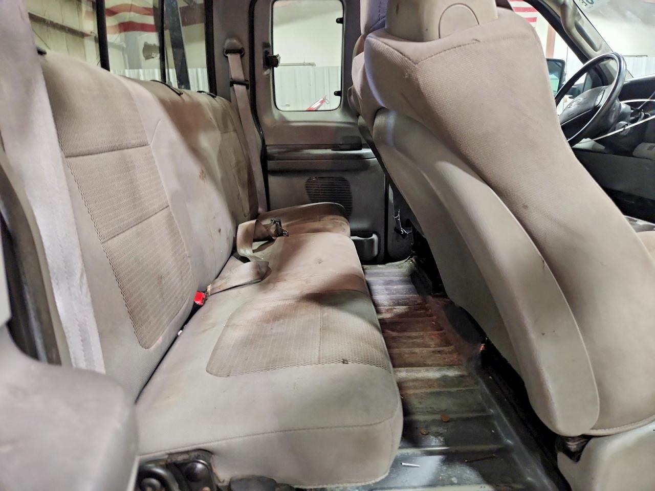 2004 Ford F250 Super Duty Blue vin: 1FTNX21S44ED22372