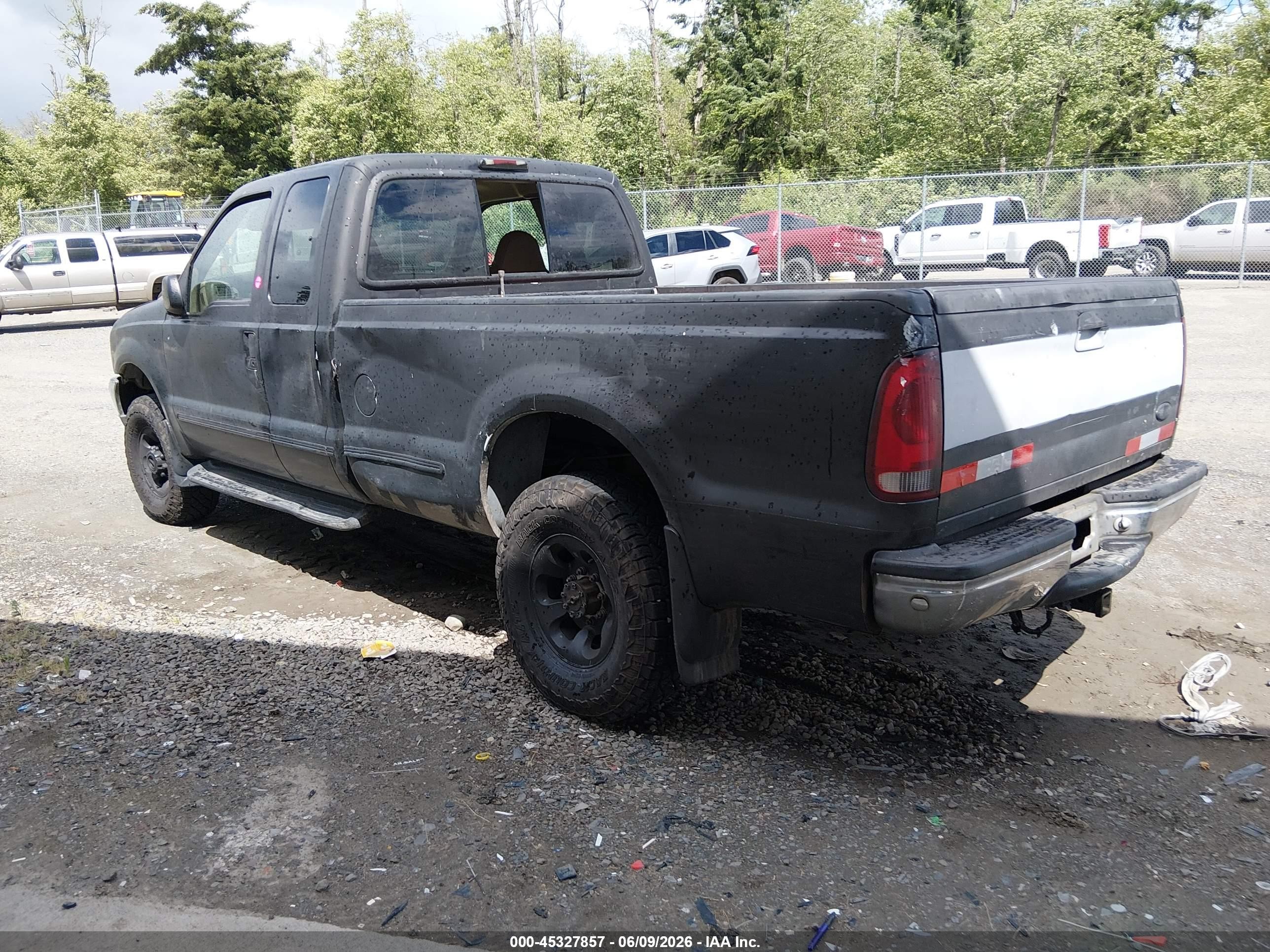 1999 Ford F-250   Black vin: 1FTNX21S4XEB53362