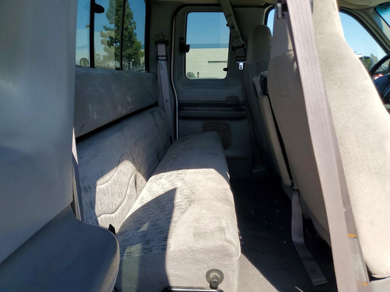 1999 Ford F250 Super Duty White vin: 1FTNX21S4XEC42641