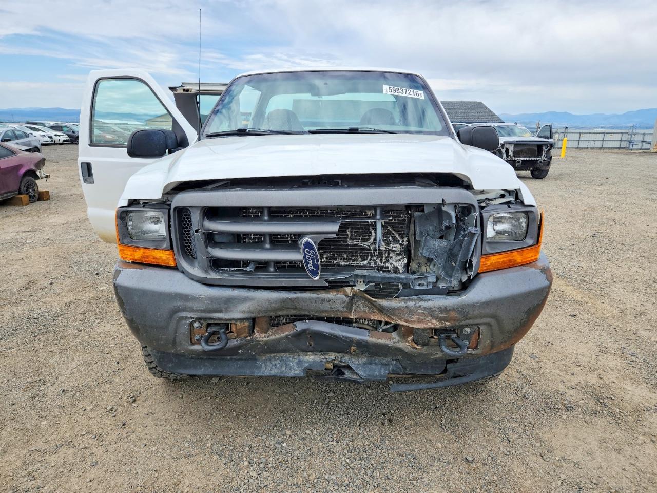 2001 Ford F250 Super Duty White vin: 1FTNX21S81ED22158