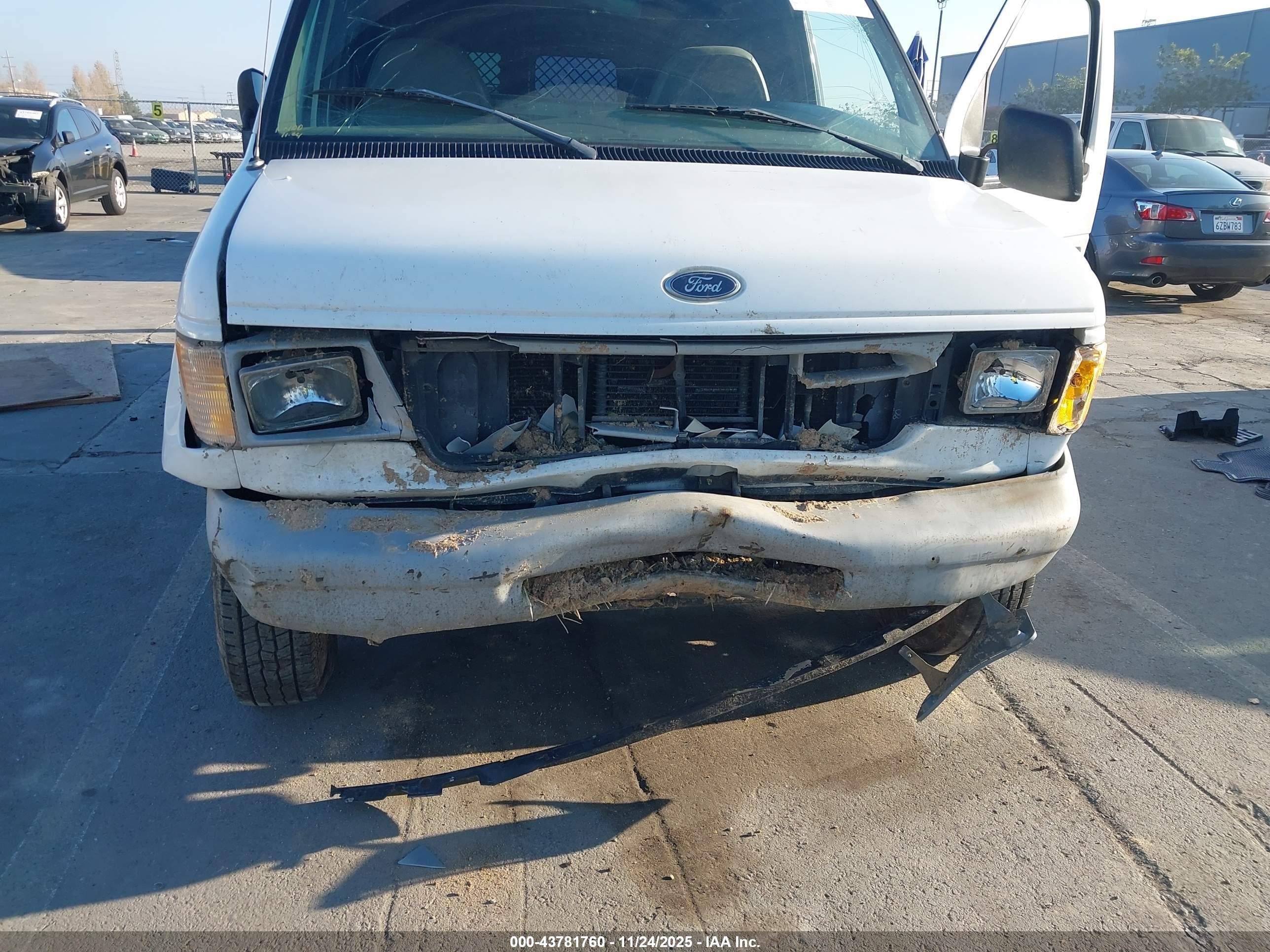 1998 Ford E-250 Commercial/recreational White vin: 1FTPE24L5WHB75421