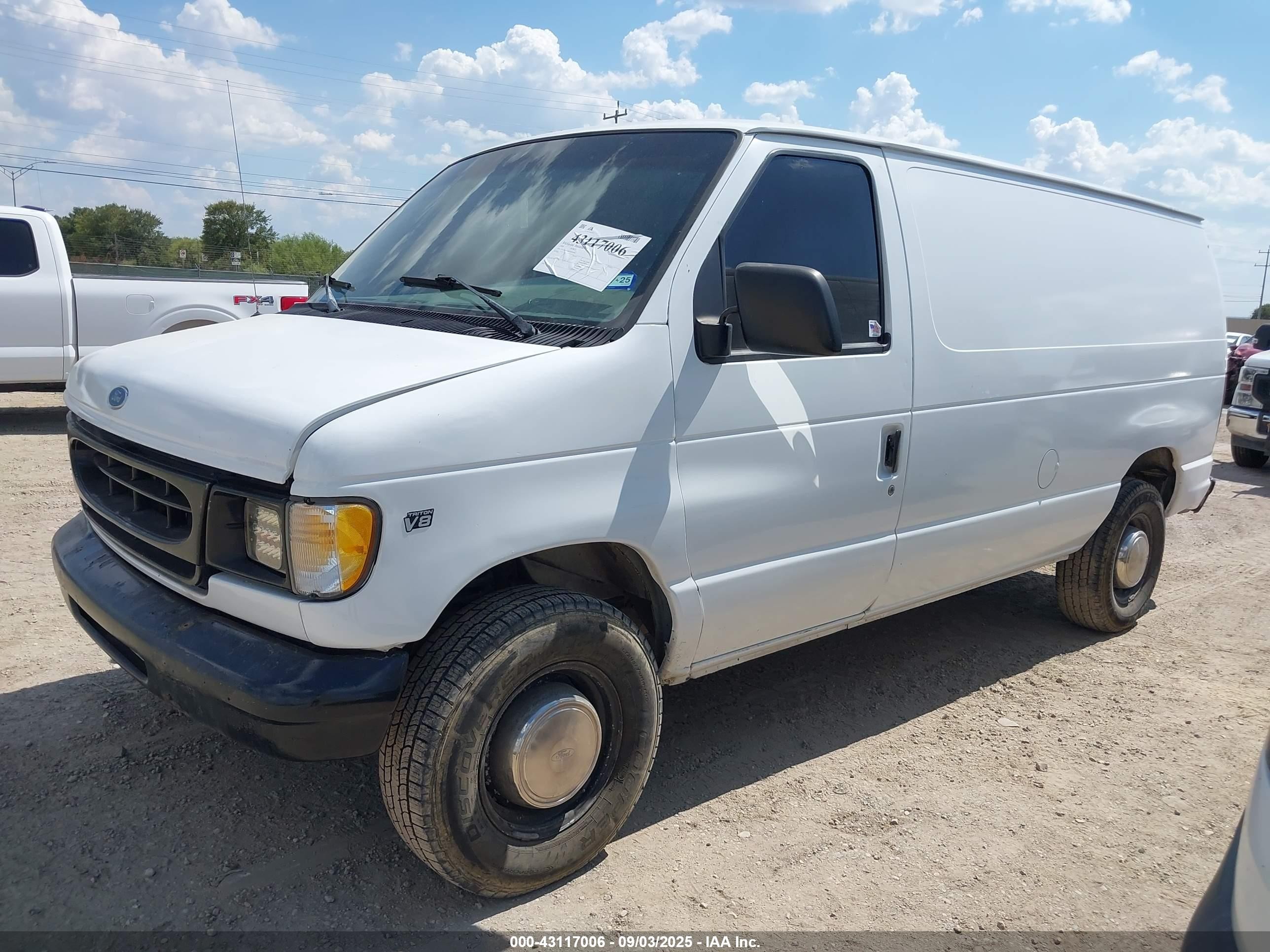 1998 Ford E-250 Commercial/recreational White vin: 1FTPE24L8WHA60666