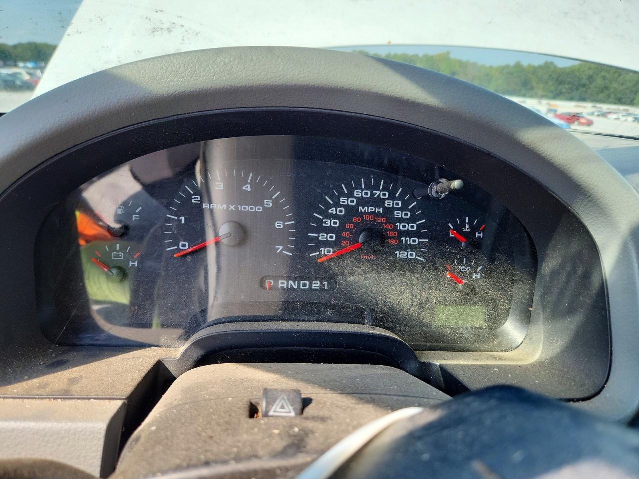 2007 Ford F150 White vin: 1FTPF12V37KC40251