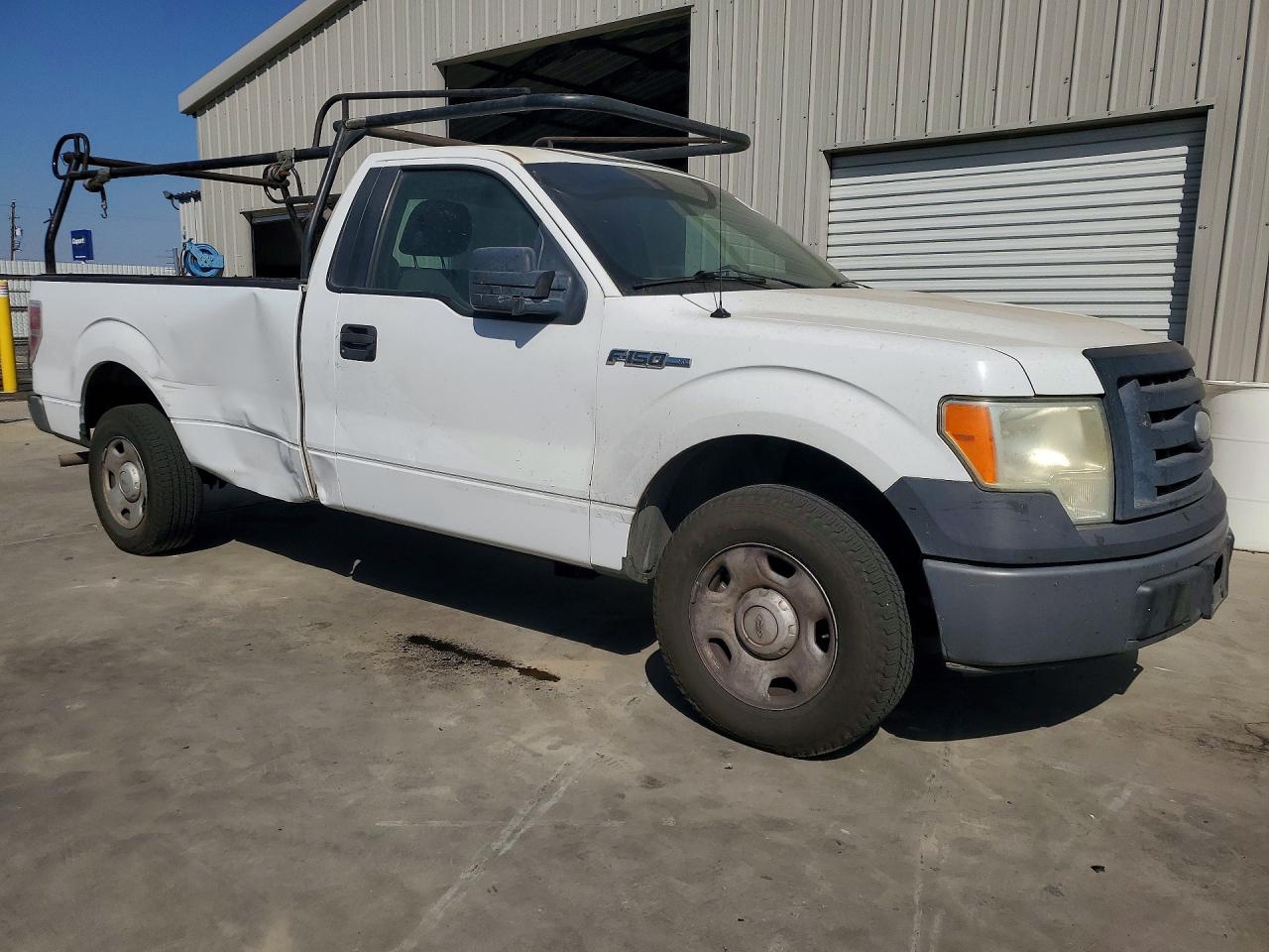 2009 Ford F150 White vin: 1FTPF12V39KC06085