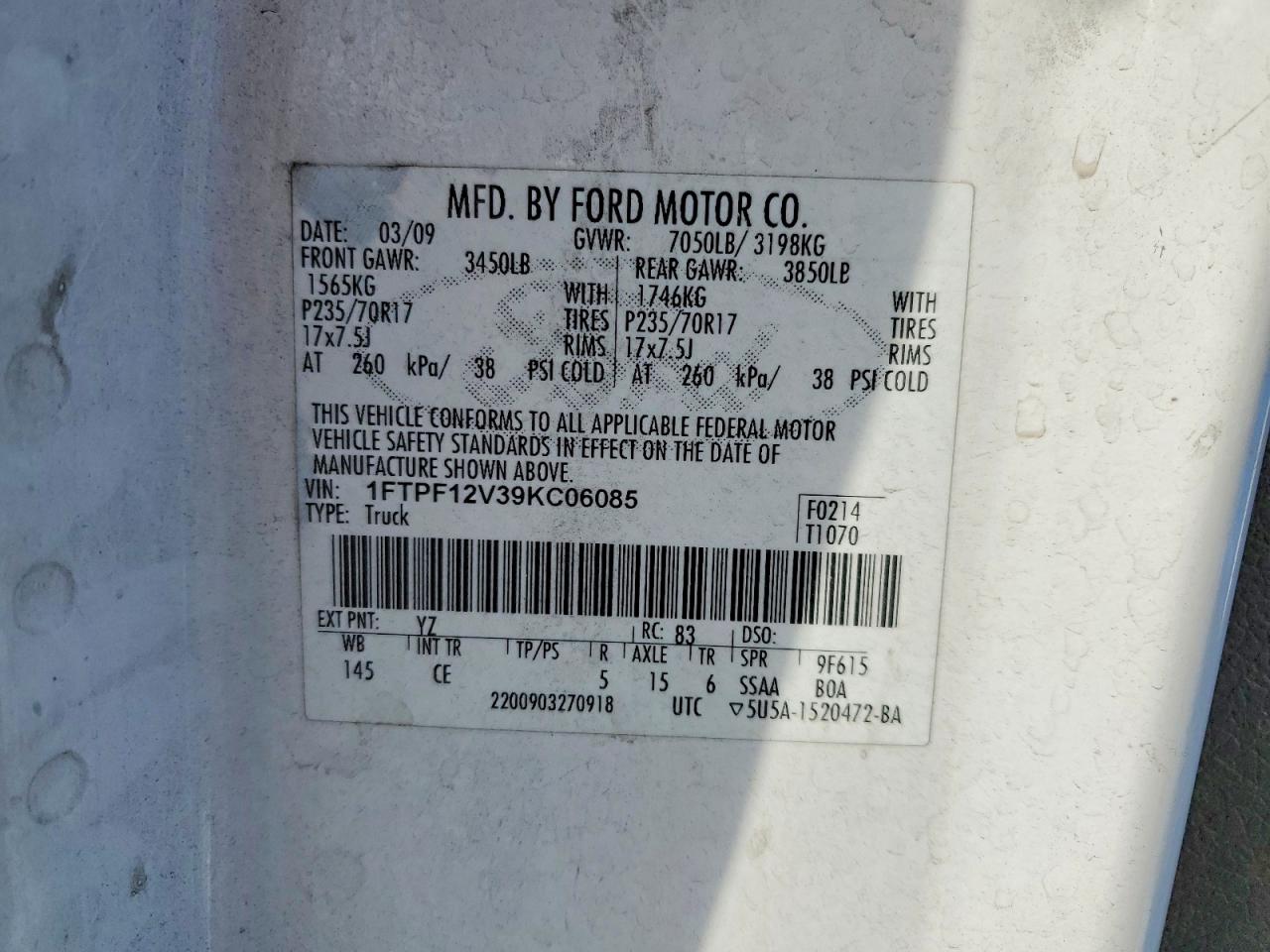 2009 Ford F150 White vin: 1FTPF12V39KC06085