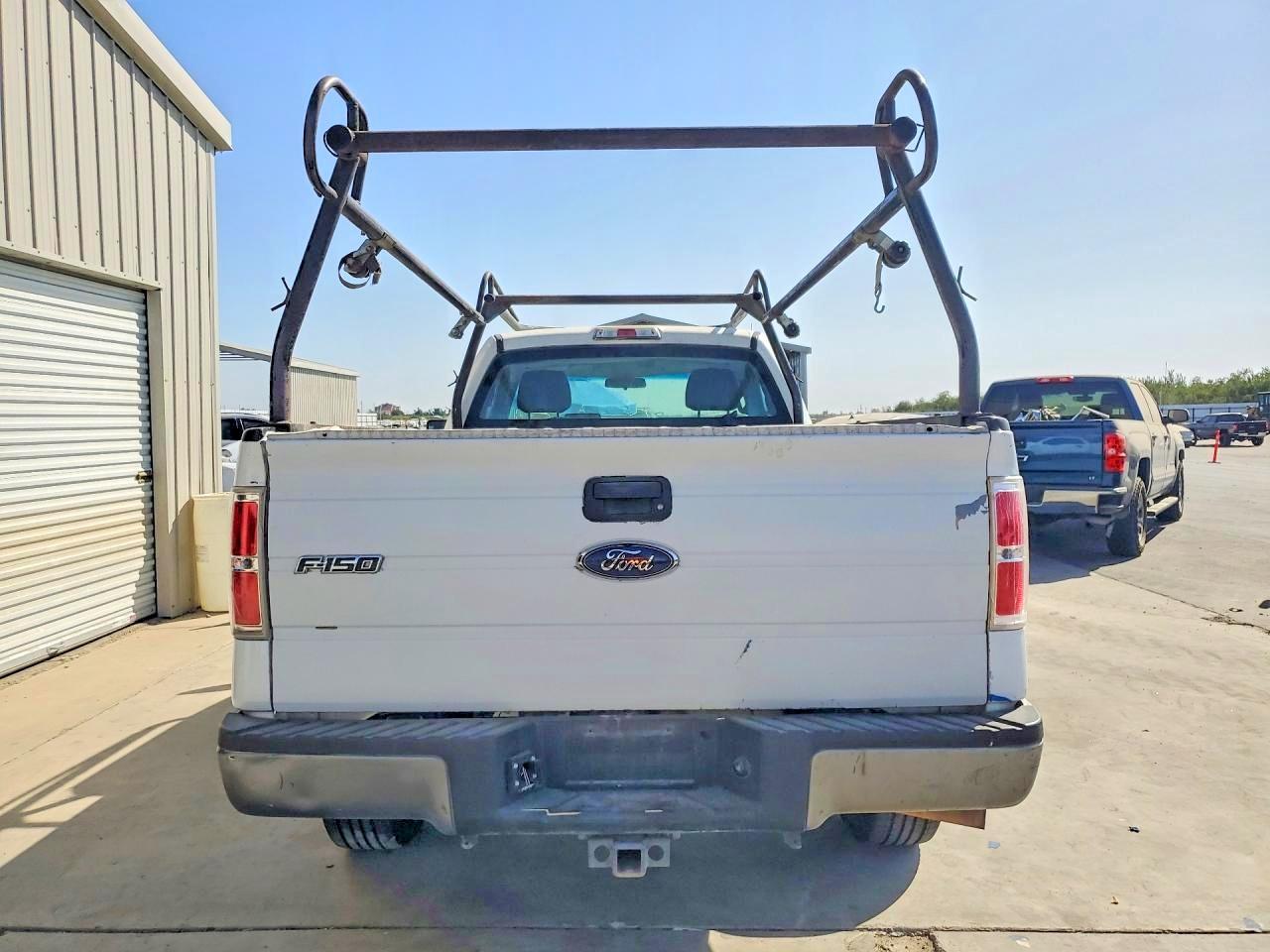 2009 Ford F150 White vin: 1FTPF12V39KC06085