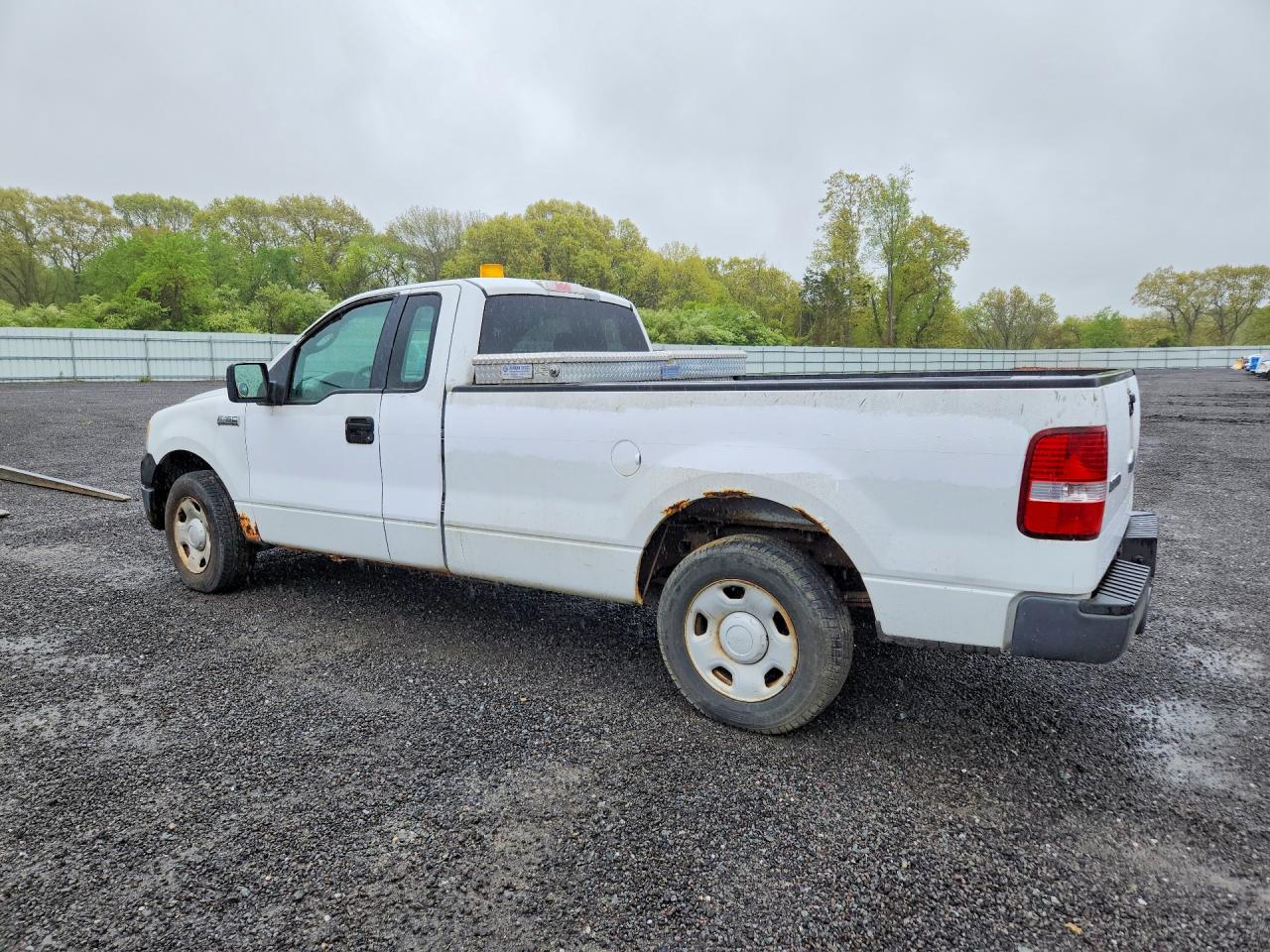 2007 Ford F150 White vin: 1FTPF12V47KC40209