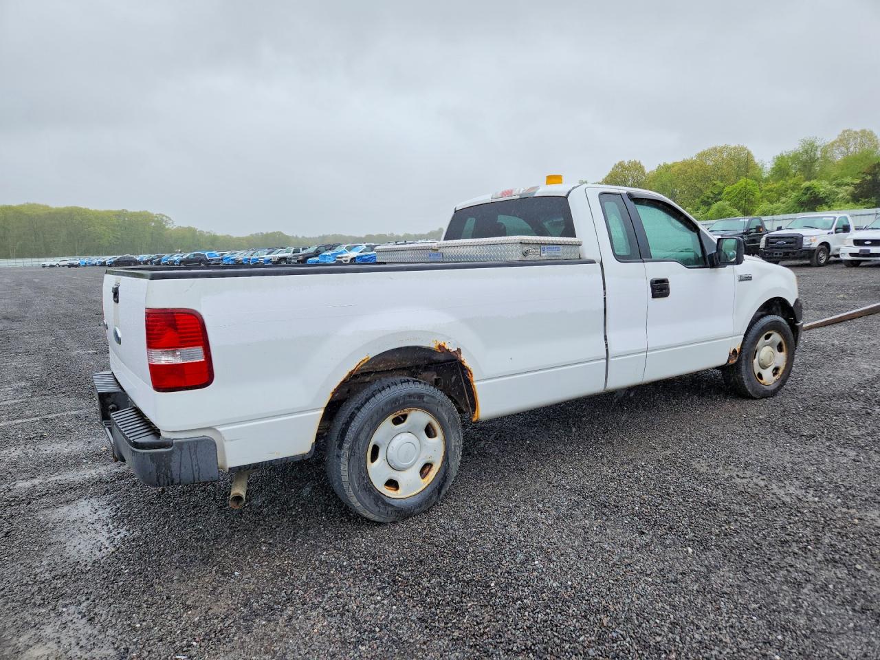2007 Ford F150 White vin: 1FTPF12V47KC40209