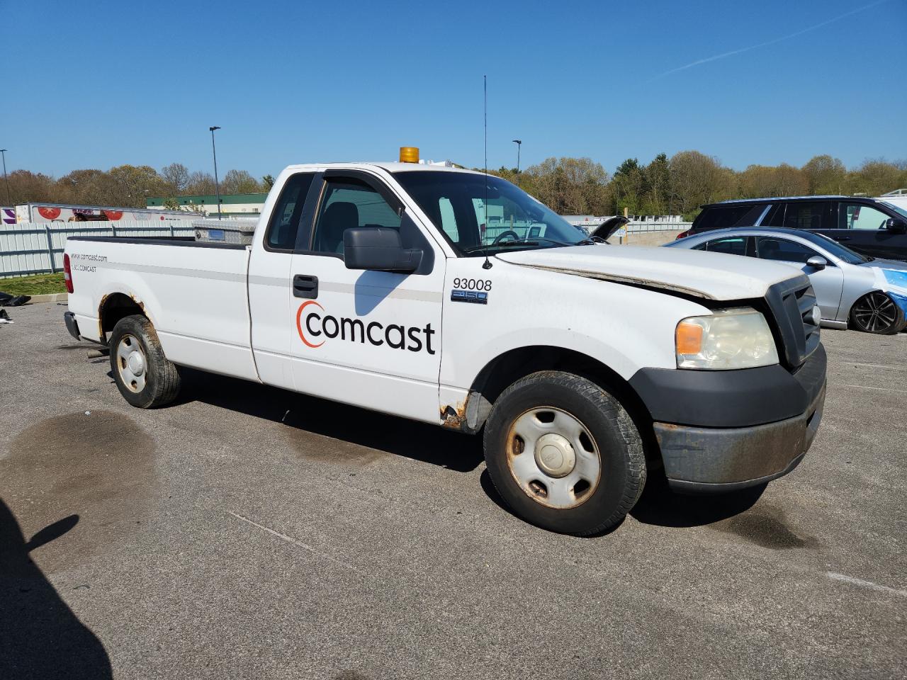 2007 Ford F150 White vin: 1FTPF12V47KC40209 Damage: Right Front Fender, Rust, Severe Damage
