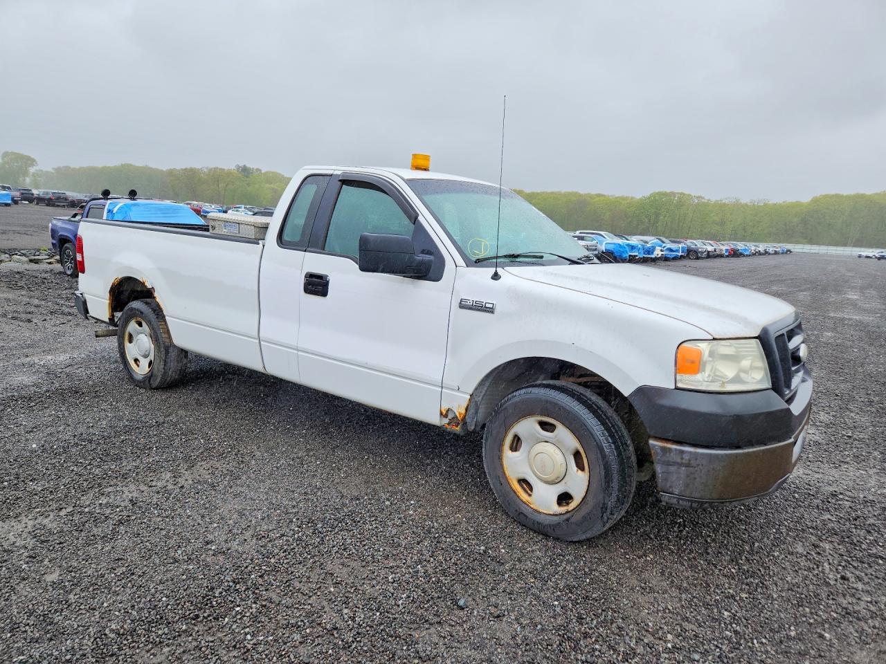 2007 Ford F150 White vin: 1FTPF12V47KC40209