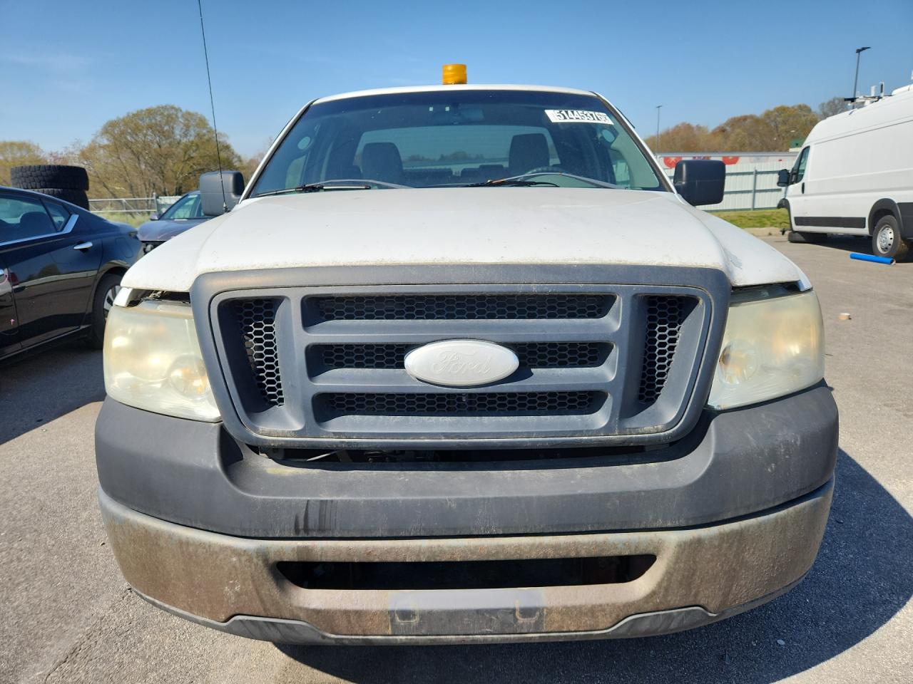 2007 Ford F150 White vin: 1FTPF12V47KC40209 Damage: Hood, Chipped, 10 Or More