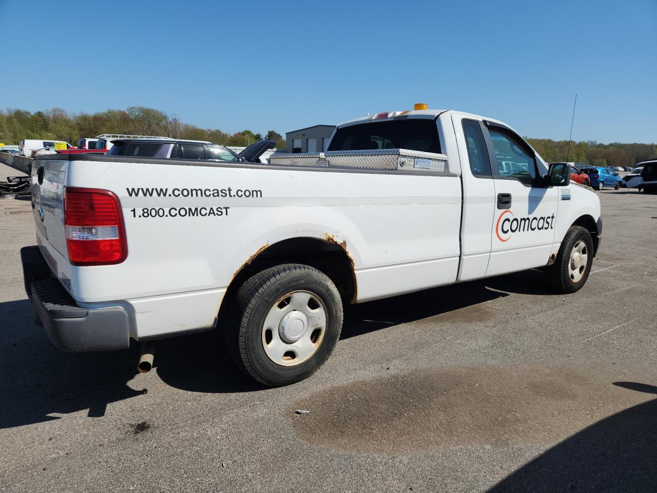 2007 Ford F150 White vin: 1FTPF12V47KC40209 Damage: Right Bed Side, Rust, Severe Damage