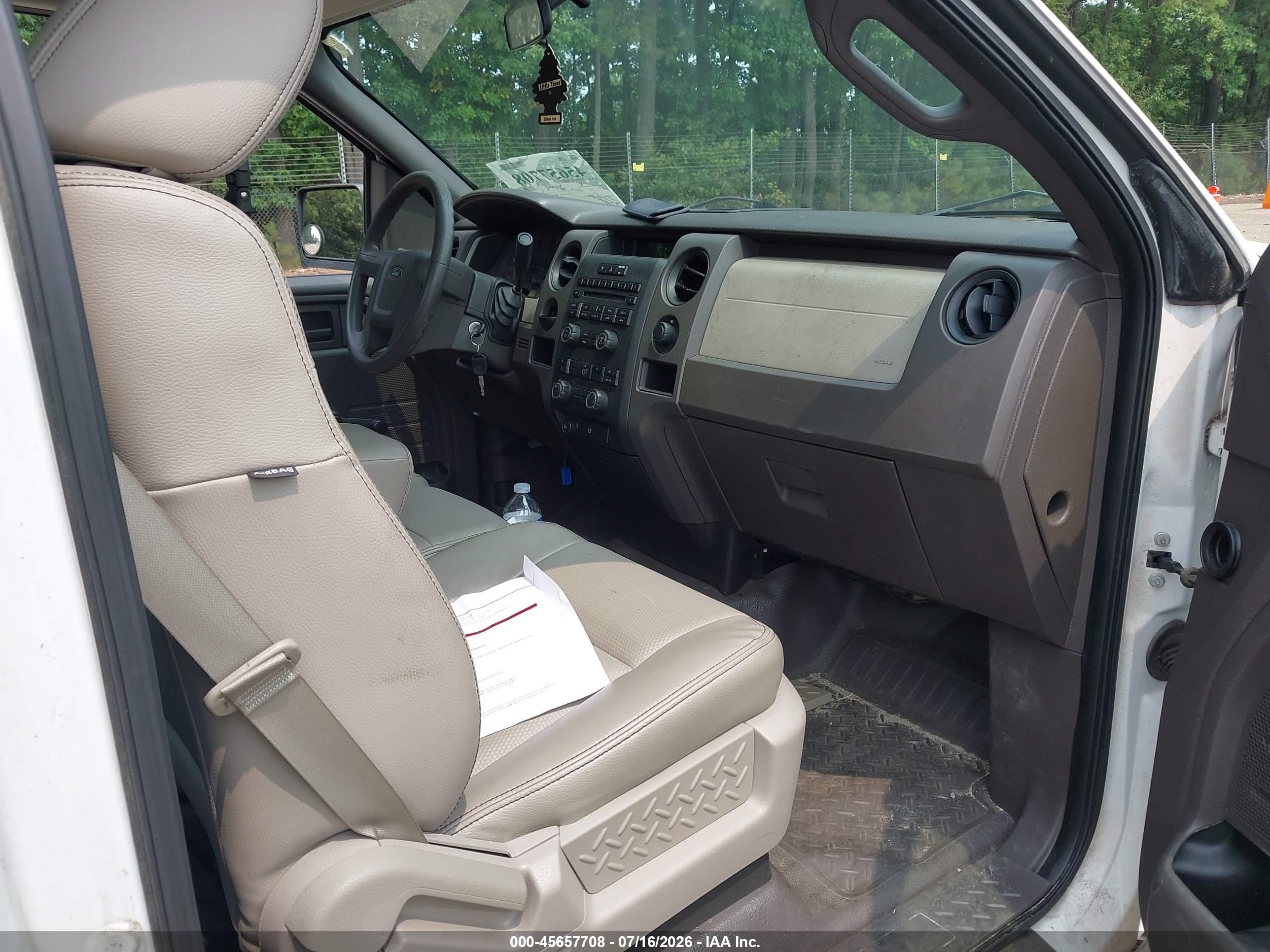 2009 Ford F-150 Xl/xl W/midbox Prep/xlt/xlt W/midbox Prep White vin: 1FTPF12V69KB13965