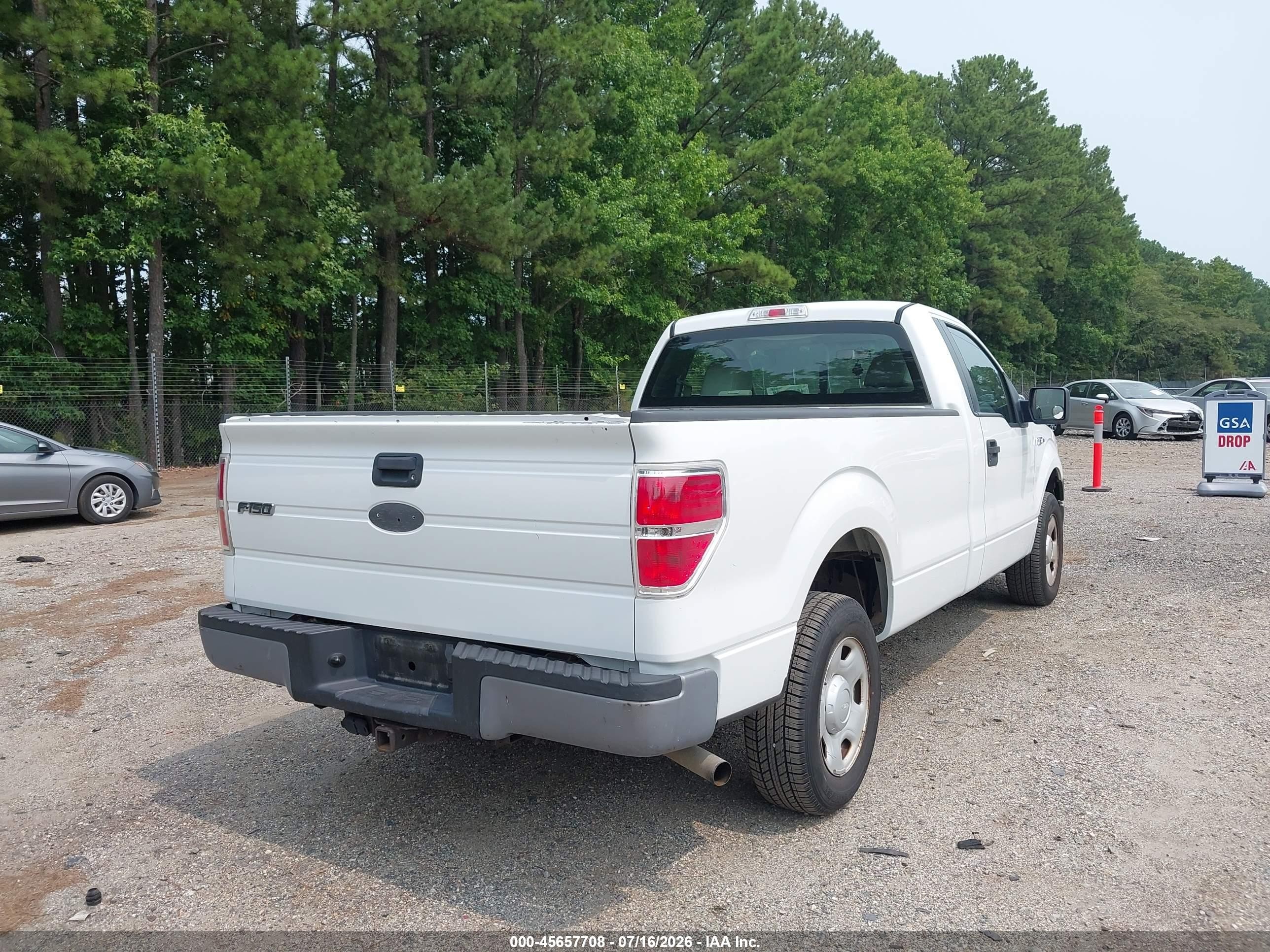 2009 Ford F-150 Xl/xl W/midbox Prep/xlt/xlt W/midbox Prep White vin: 1FTPF12V69KB13965