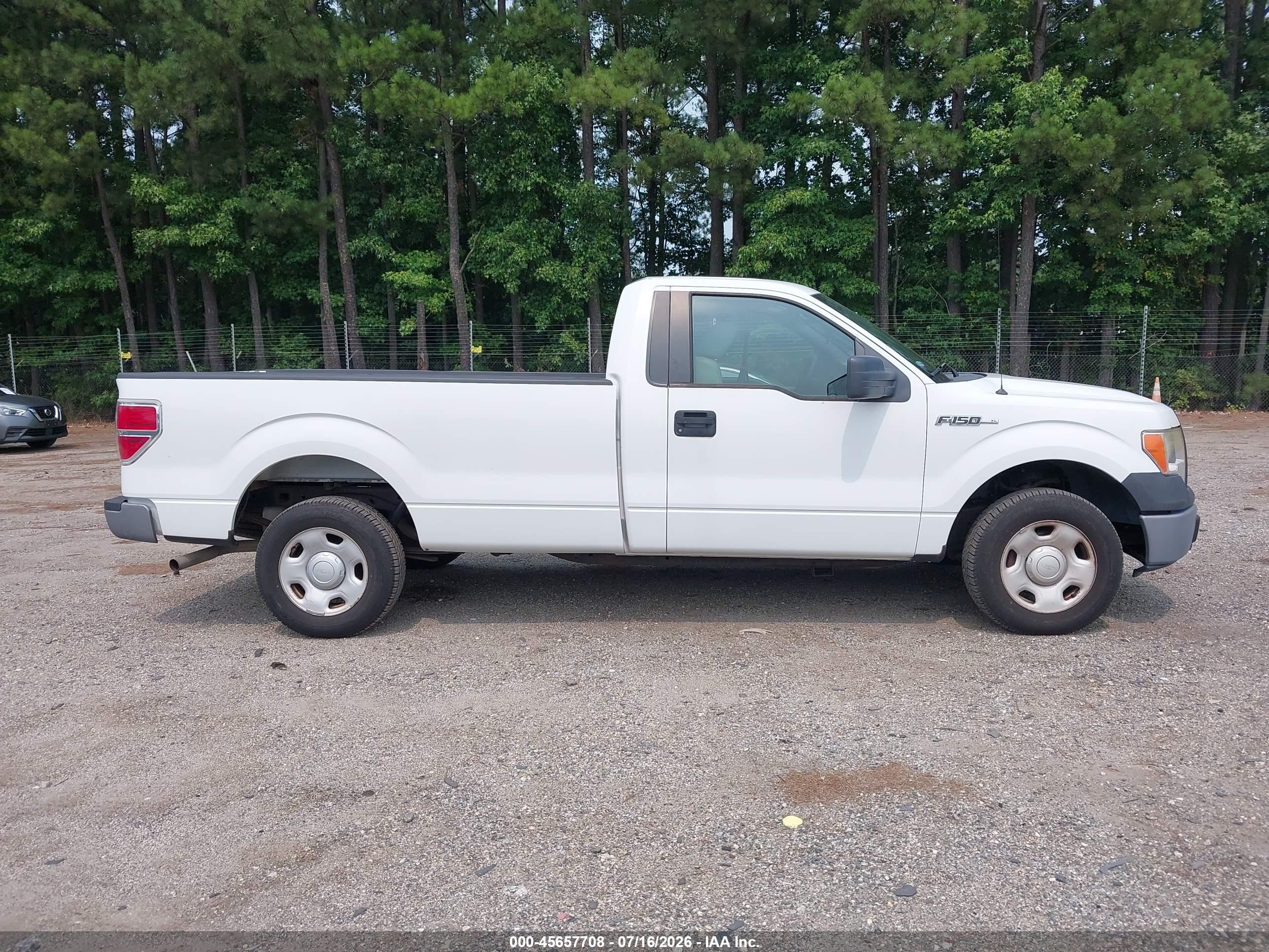 2009 Ford F-150 Xl/xl W/midbox Prep/xlt/xlt W/midbox Prep White vin: 1FTPF12V69KB13965
