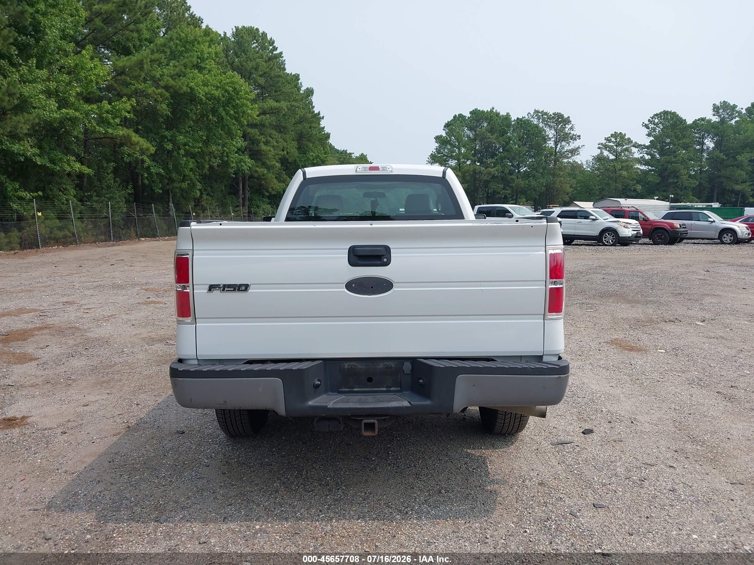 2009 Ford F-150 Xl/xl W/midbox Prep/xlt/xlt W/midbox Prep White vin: 1FTPF12V69KB13965