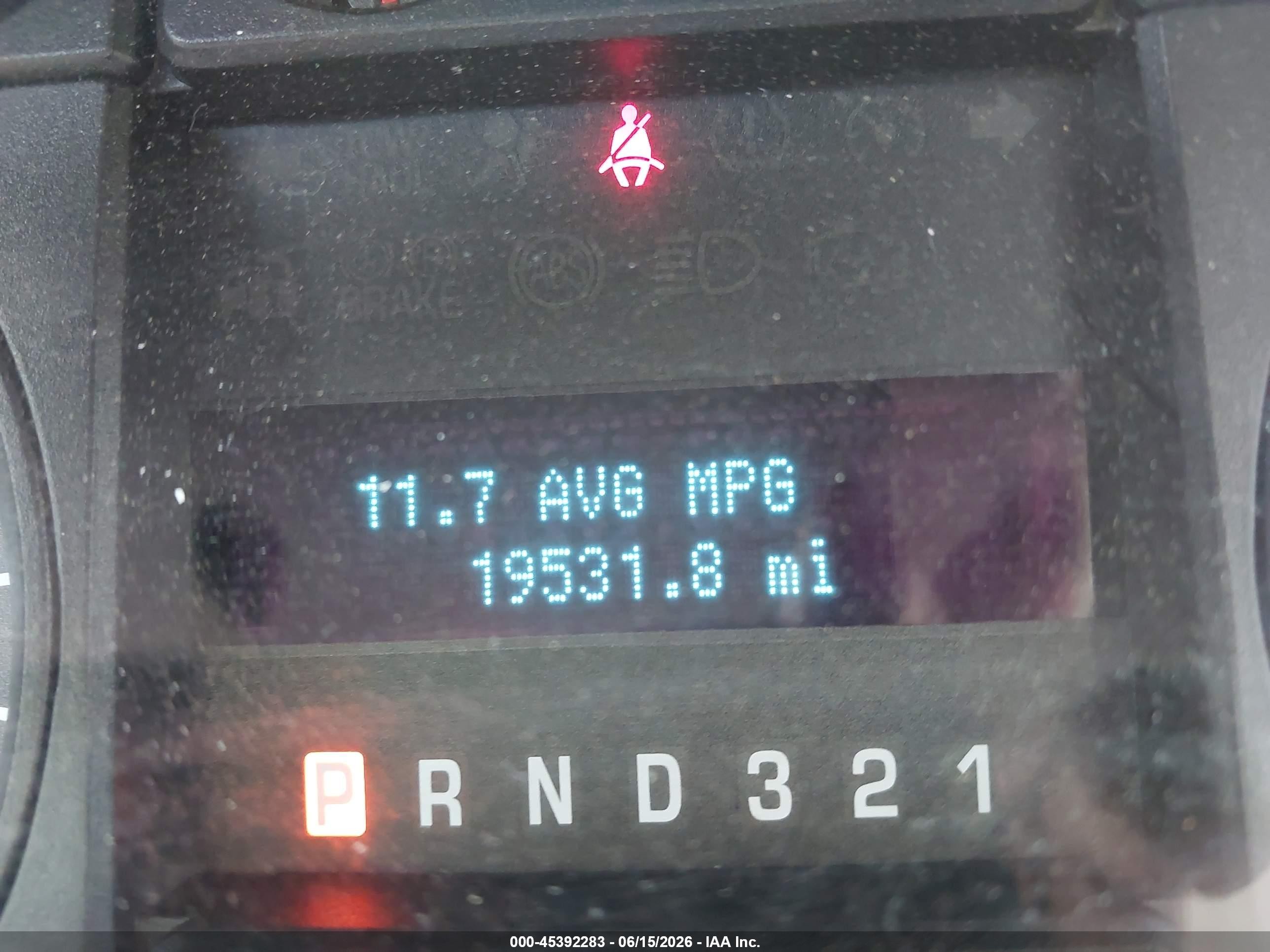 2009 Ford F-150   White vin: 1FTPF12V69KB16252