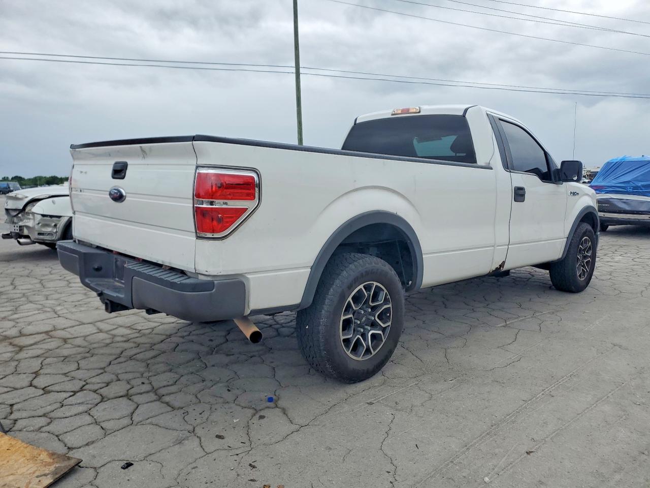 2009 Ford F150 White vin: 1FTPF14VX9KA71006