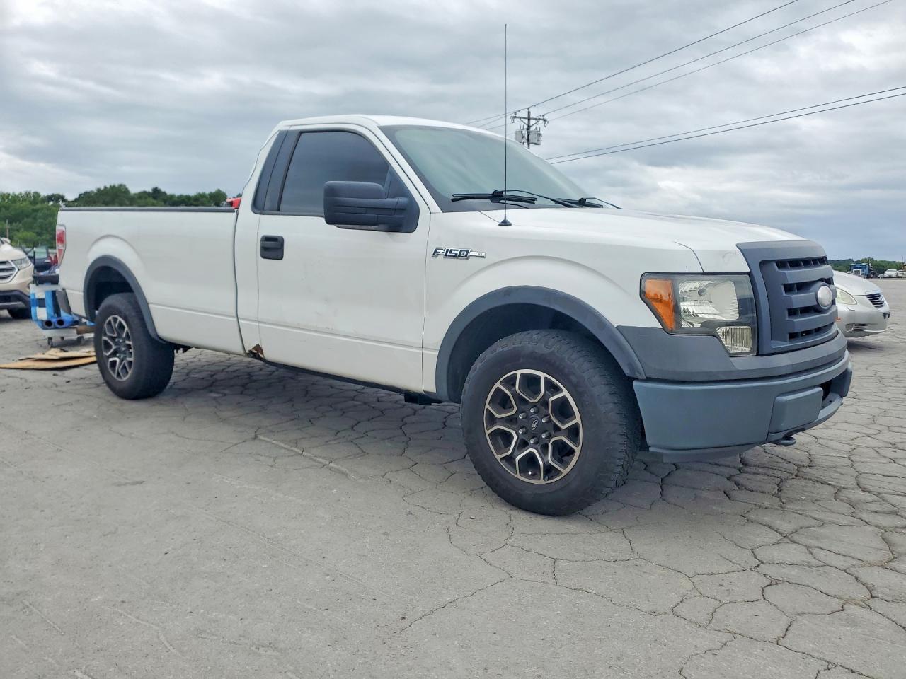 2009 Ford F150 White vin: 1FTPF14VX9KA71006