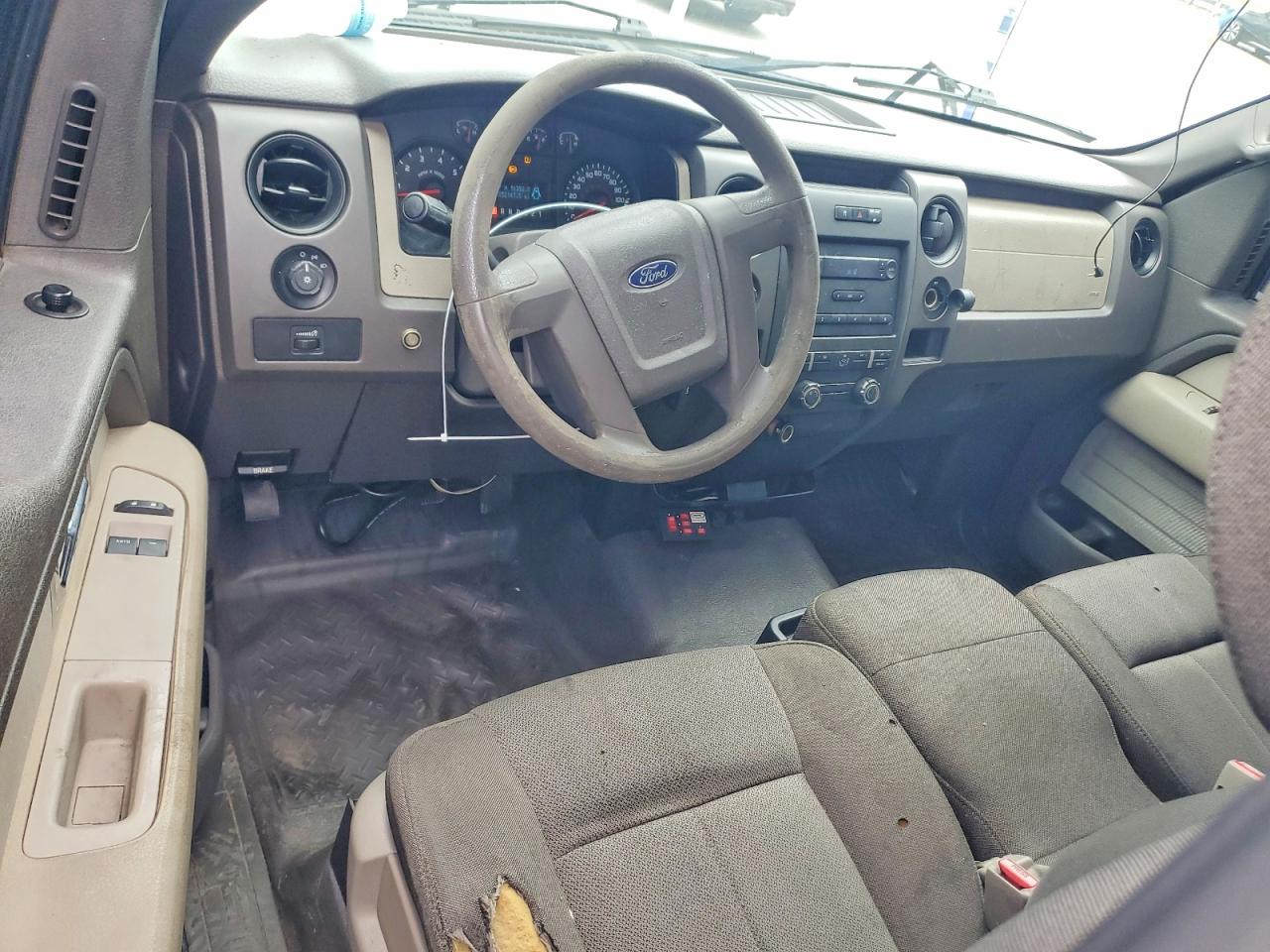 2009 Ford F150 White vin: 1FTPF14VX9KA71006