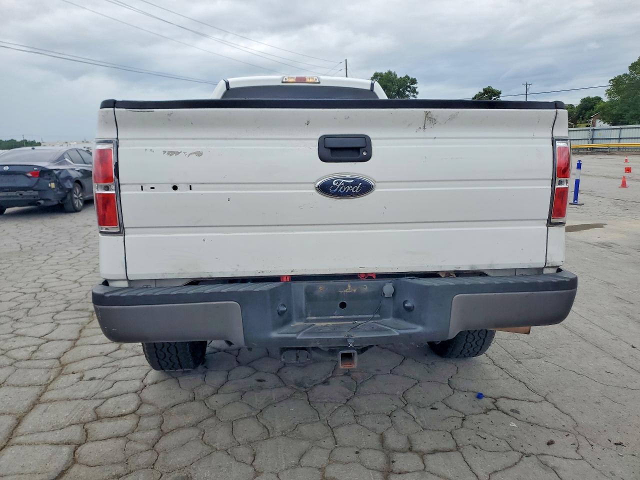 2009 Ford F150 White vin: 1FTPF14VX9KA71006