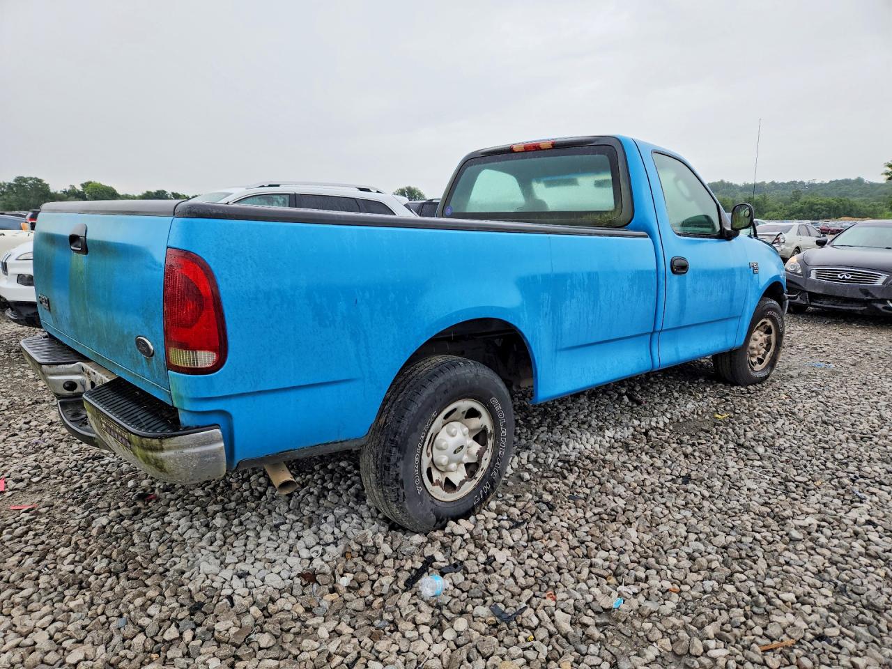 2002 Ford F150 Blue vin: 1FTPF17L92NB43750