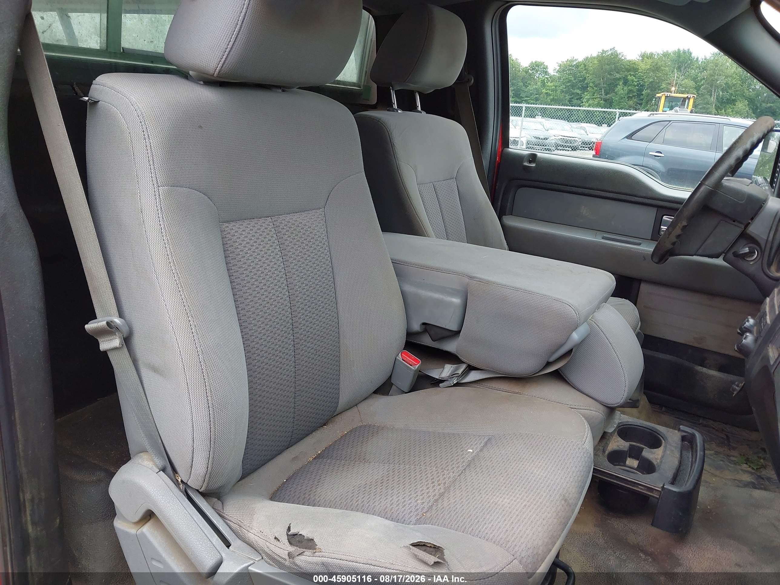 2013 Ford F-150 Xl W/hd Payload Pkg Red vin: 1FTPF1CF8DKE57412