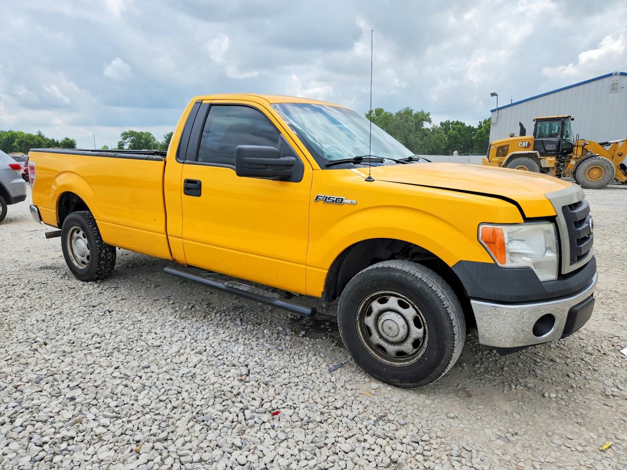 2012 Ford F150 Yellow vin: 1FTPF1CT1CKD53932