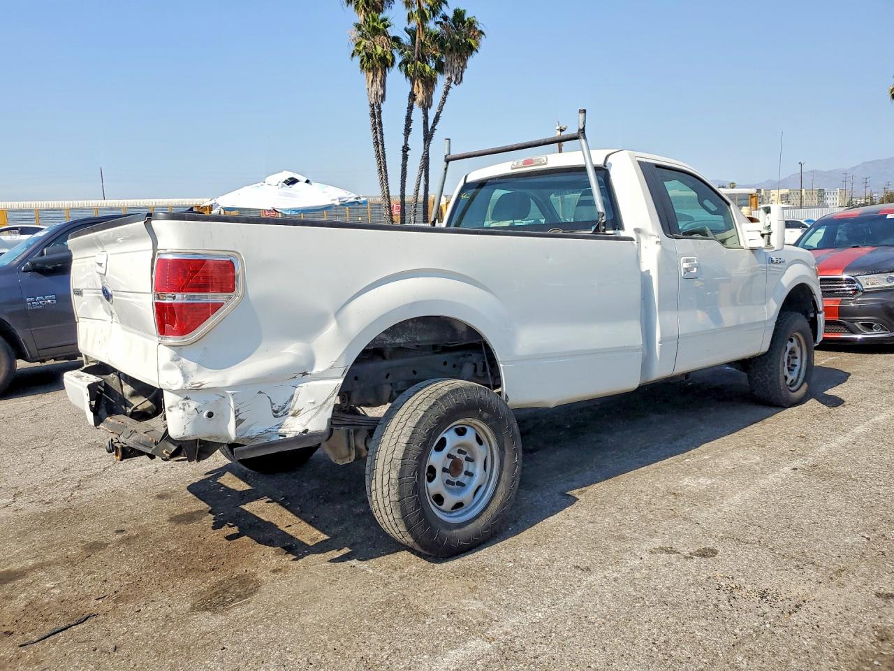 2010 Ford F150 White vin: 1FTPF1CV3AKB97892