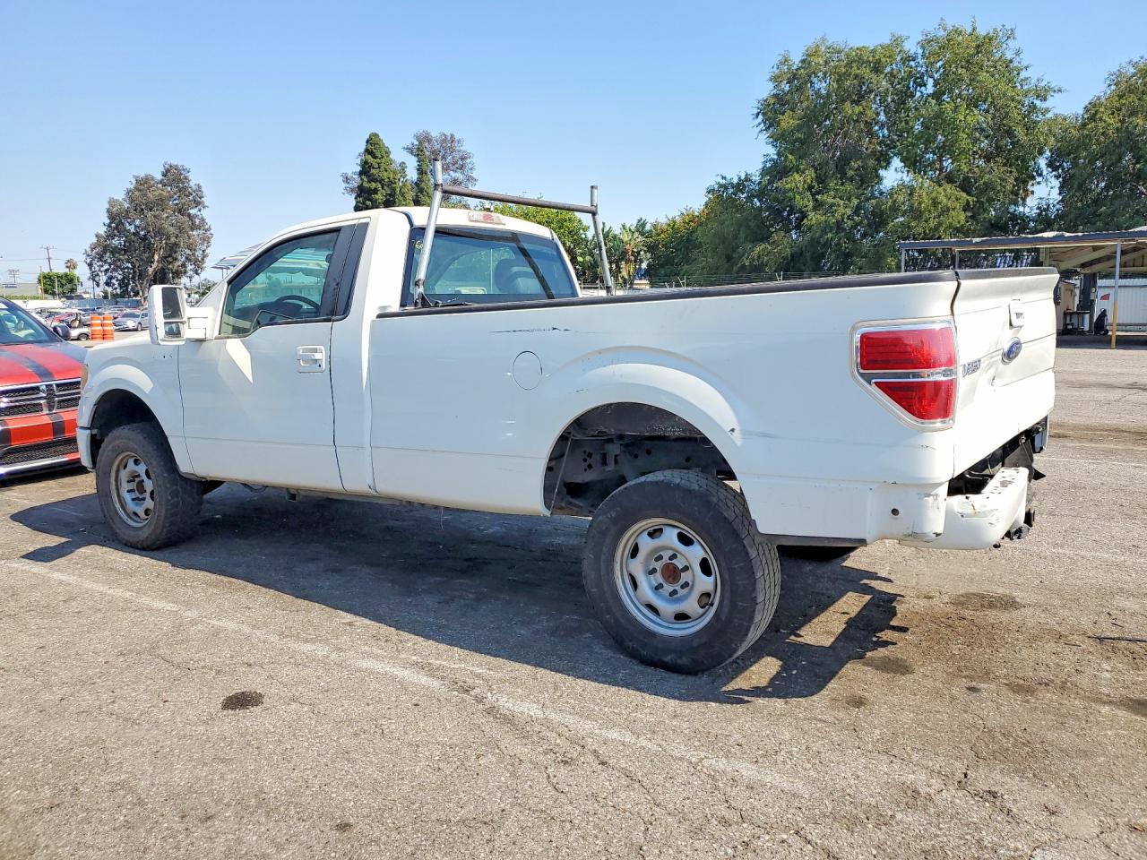 2010 Ford F150 White vin: 1FTPF1CV3AKB97892