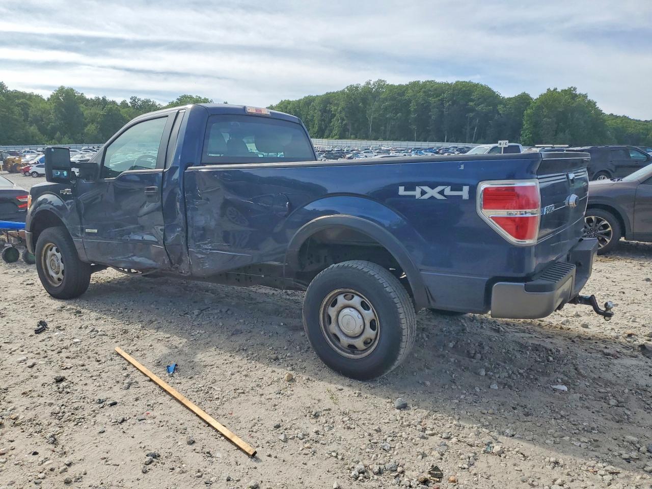 2013 Ford F150 Blue vin: 1FTPF1ET0DKE26108
