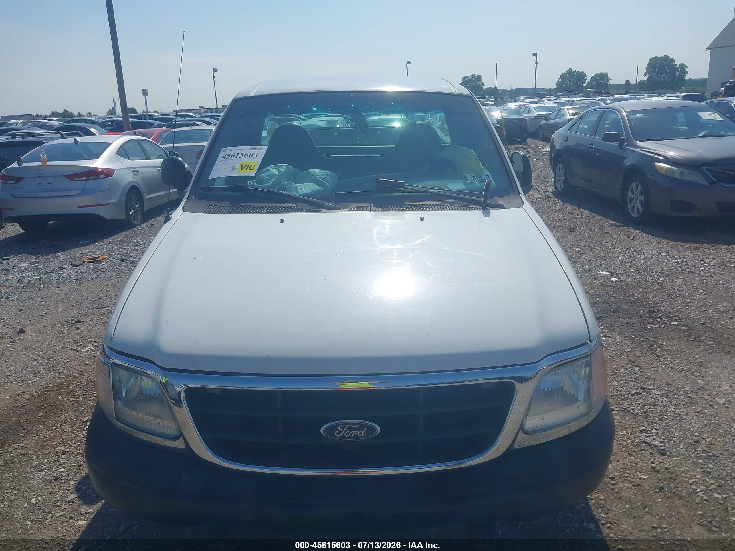 1999 Ford F-250 Lariat/work Series/xl/xlt White vin: 1FTPF27W4XNA73422