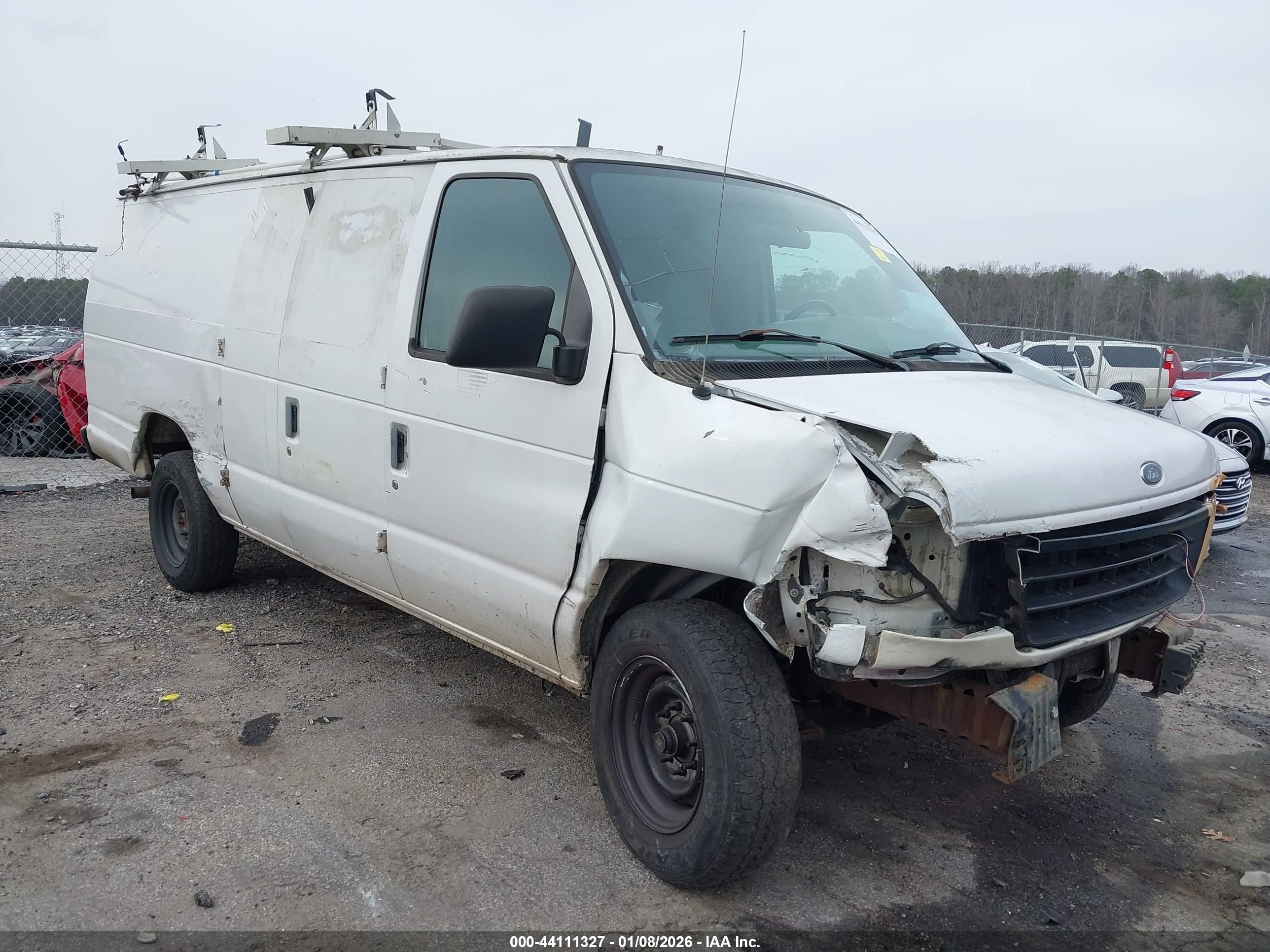 1998 Ford E-250 Commercial/recreational White vin: 1FTPS2422WHC04907