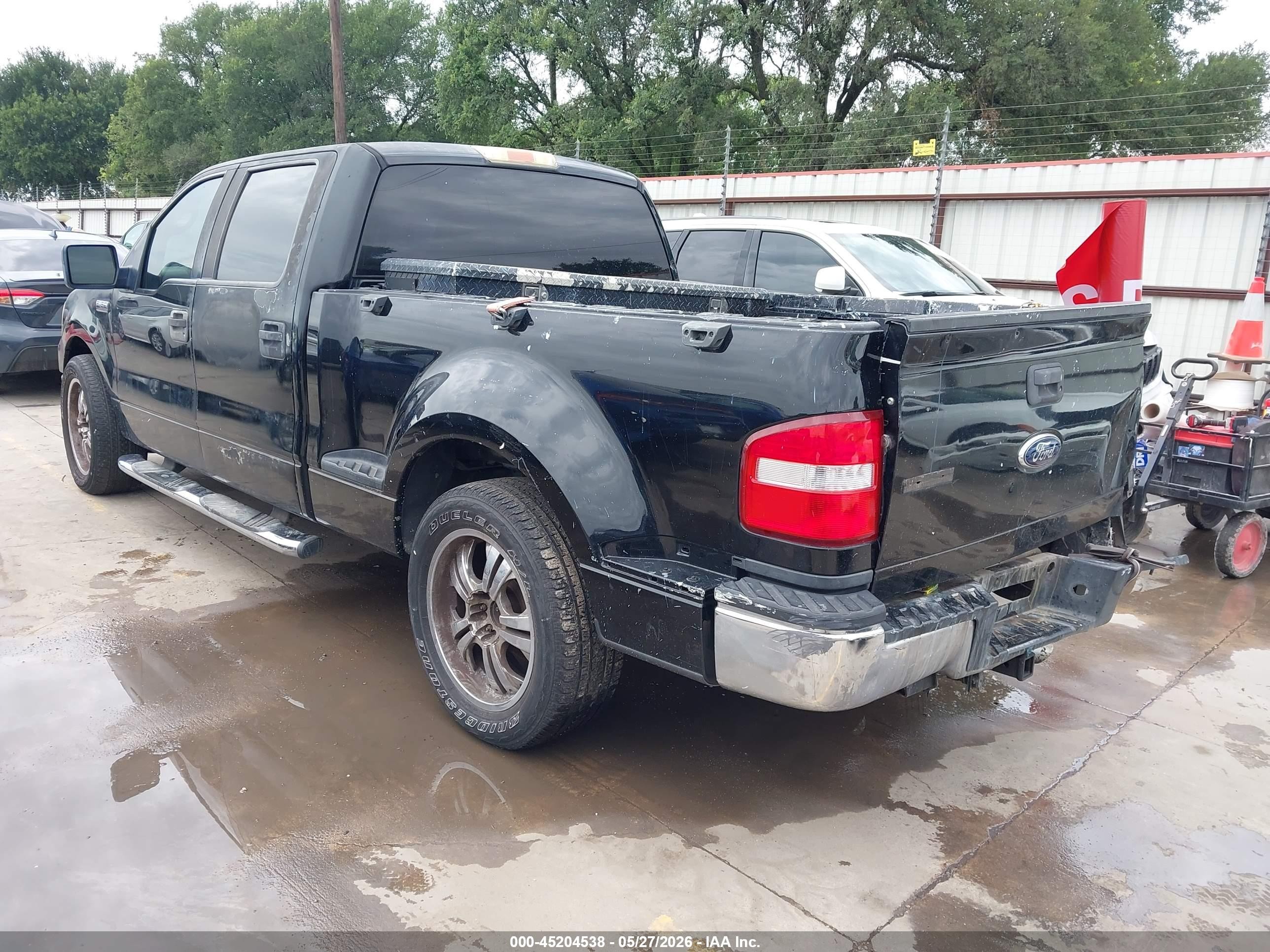 2006 Ford F-150 Xlt Black vin: 1FTPW02586KC68636