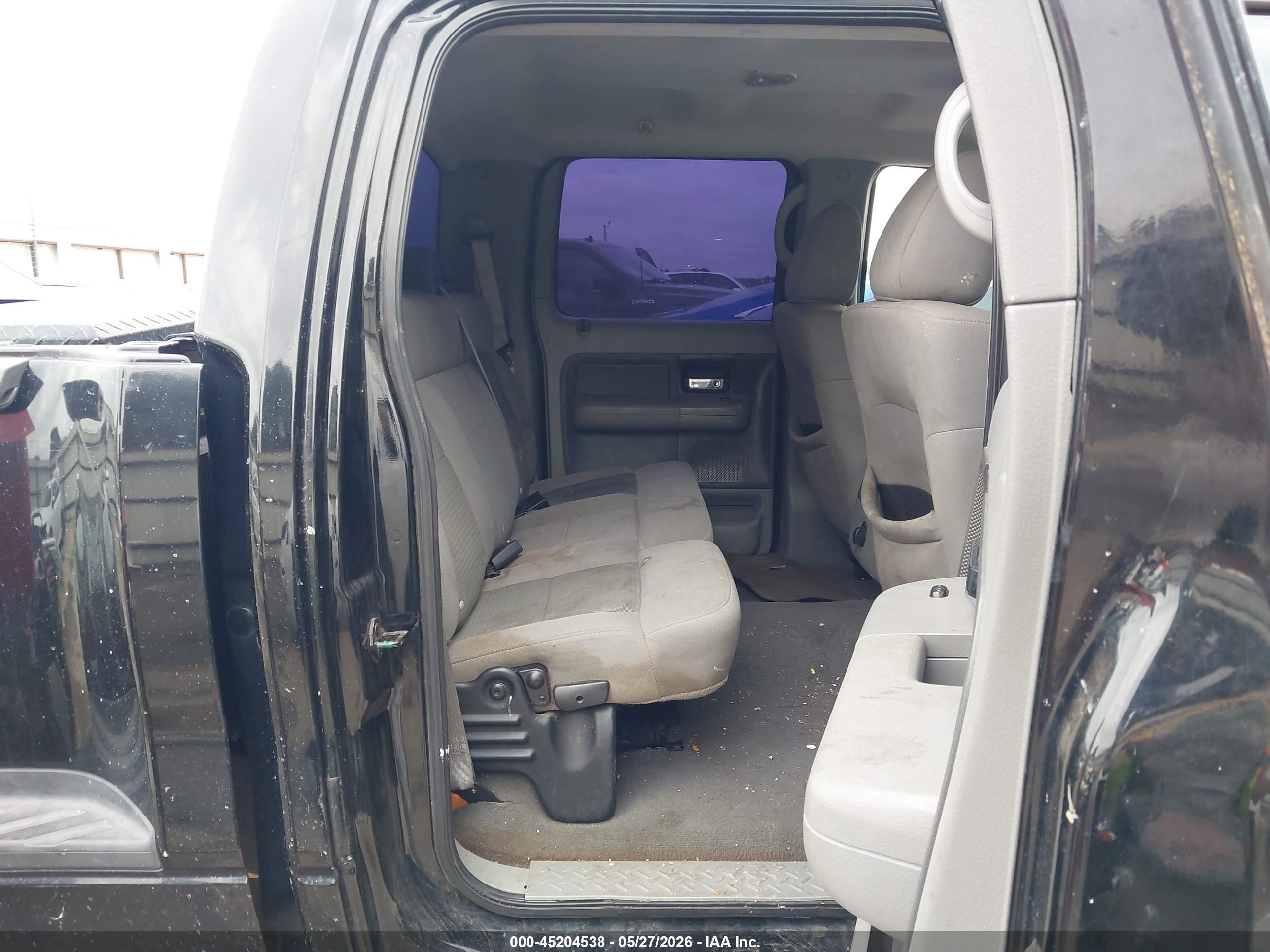 2006 Ford F-150 Xlt Black vin: 1FTPW02586KC68636
