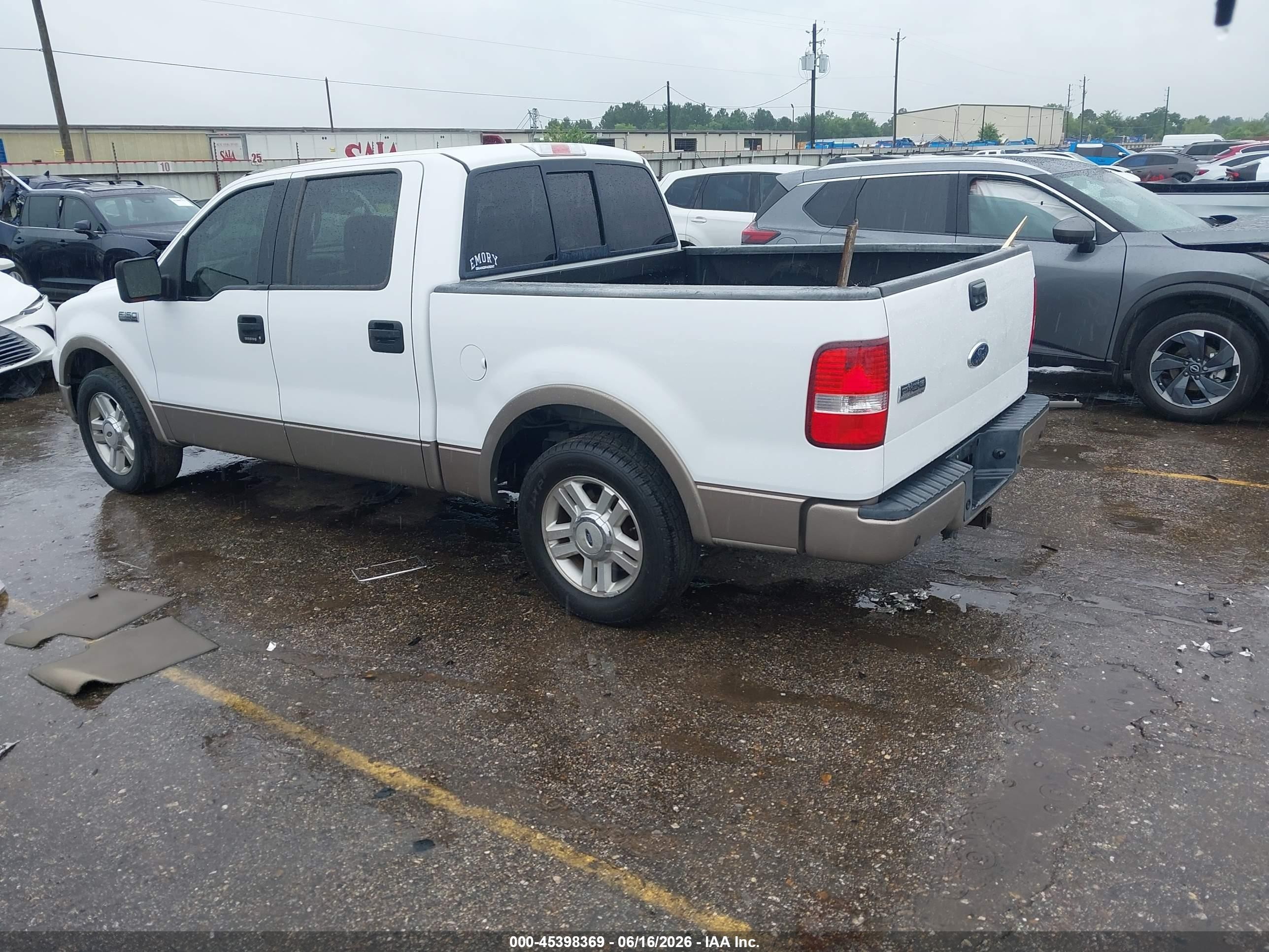 2004 Ford F-150 Lariat/xlt White vin: 1FTPW12504KD07528