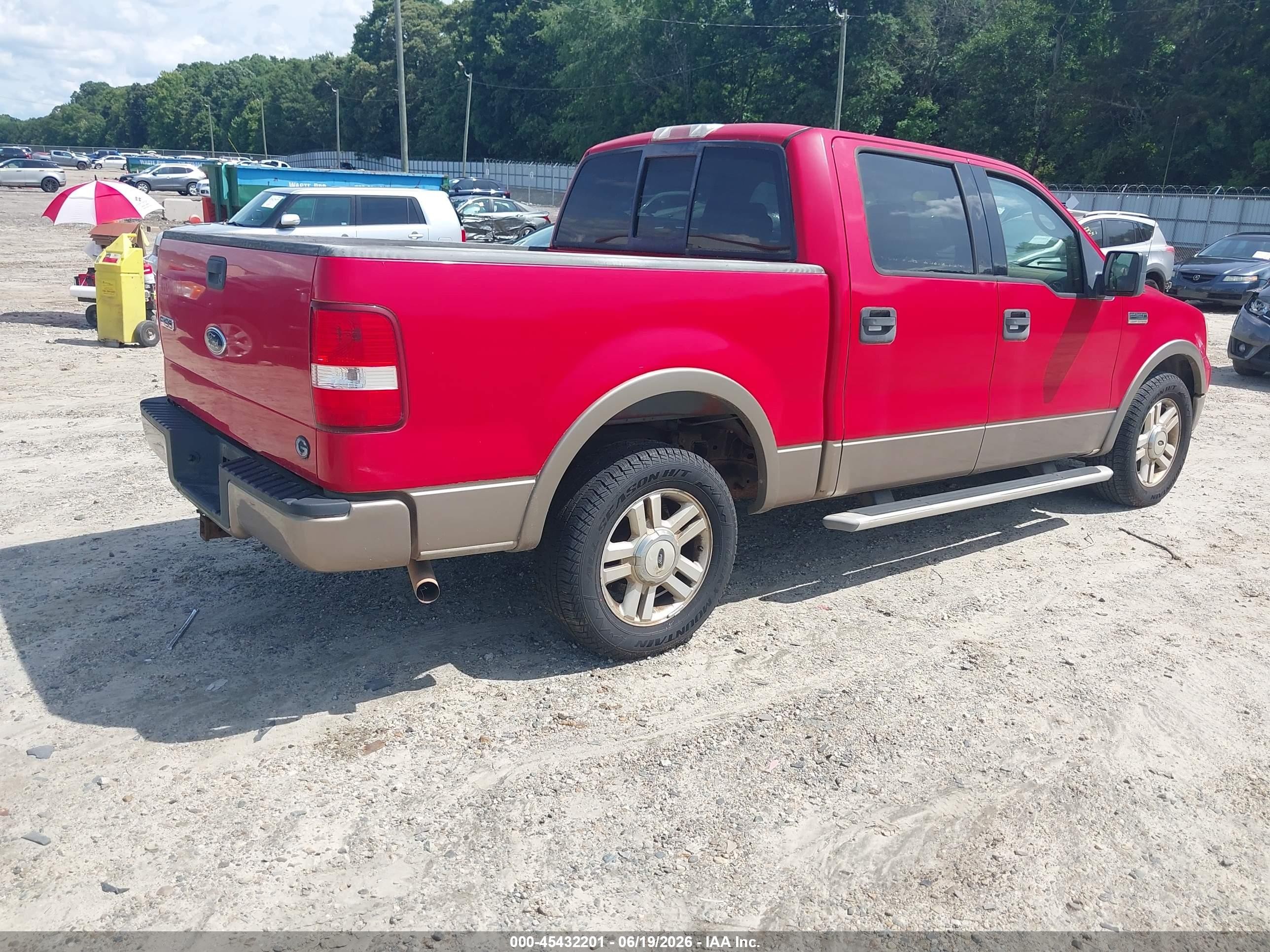 2004 Ford F-150 Lariat/xlt Red vin: 1FTPW12504KD36561