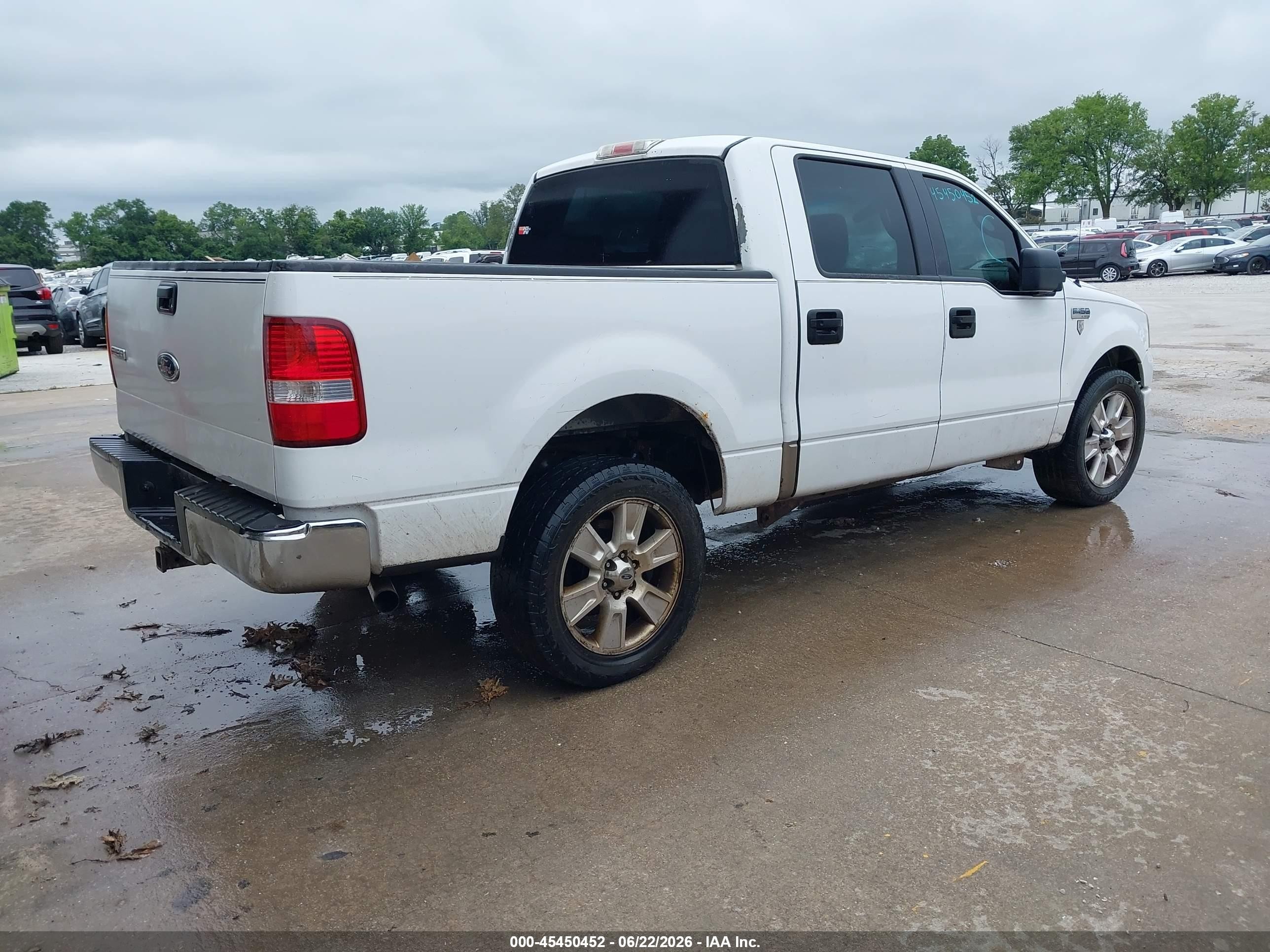 2005 Ford F-150 Lariat/xlt White vin: 1FTPW12505FA64944