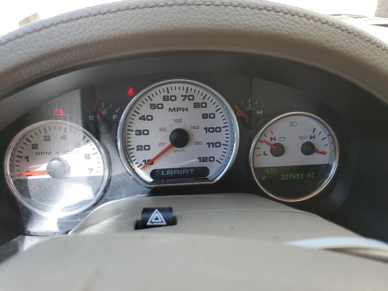 2005 Ford F150 Supercrew Tan vin: 1FTPW12505KB72309