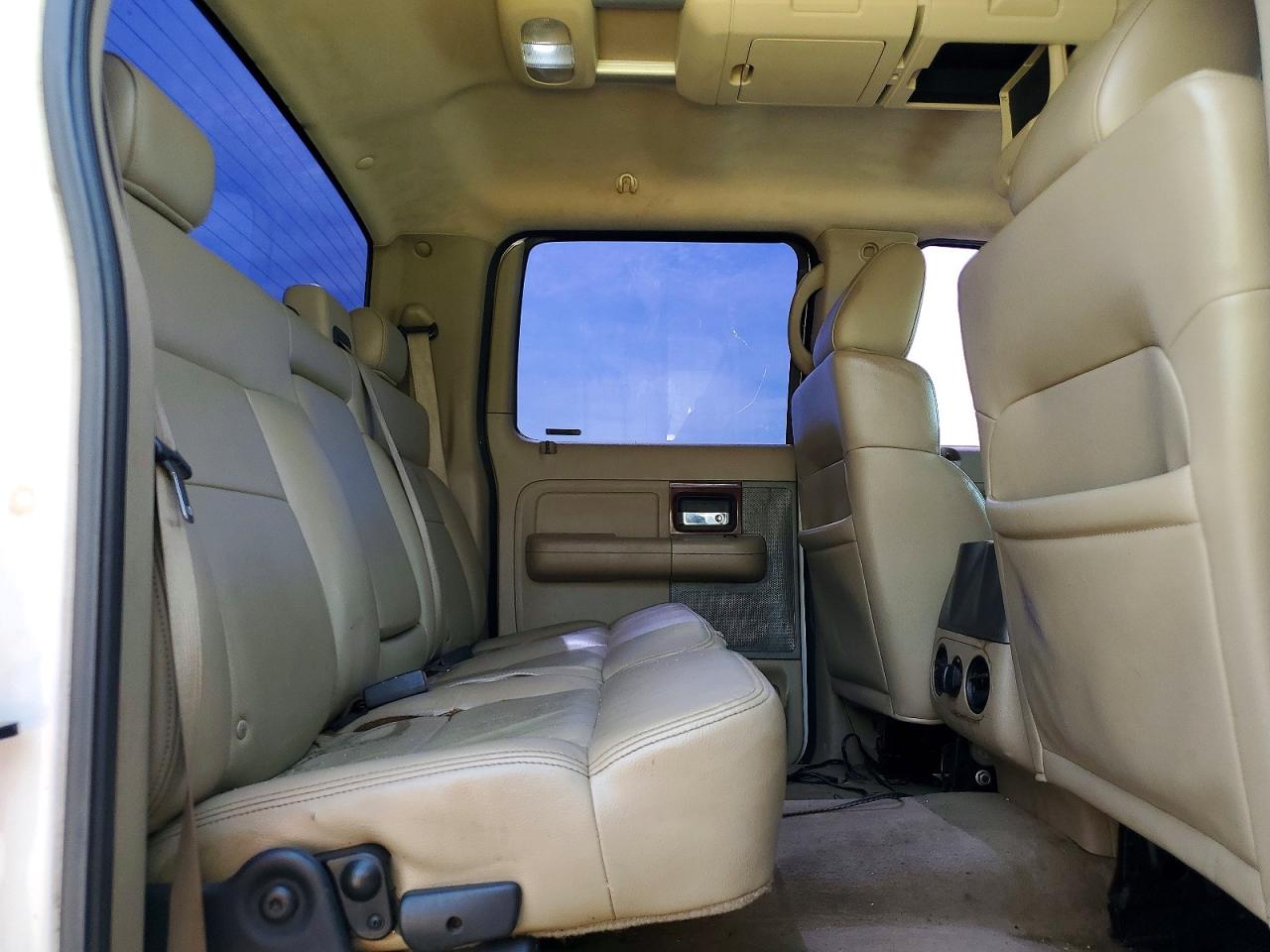 2005 Ford F150 Supercrew Белый vin: 1FTPW12505KD59324