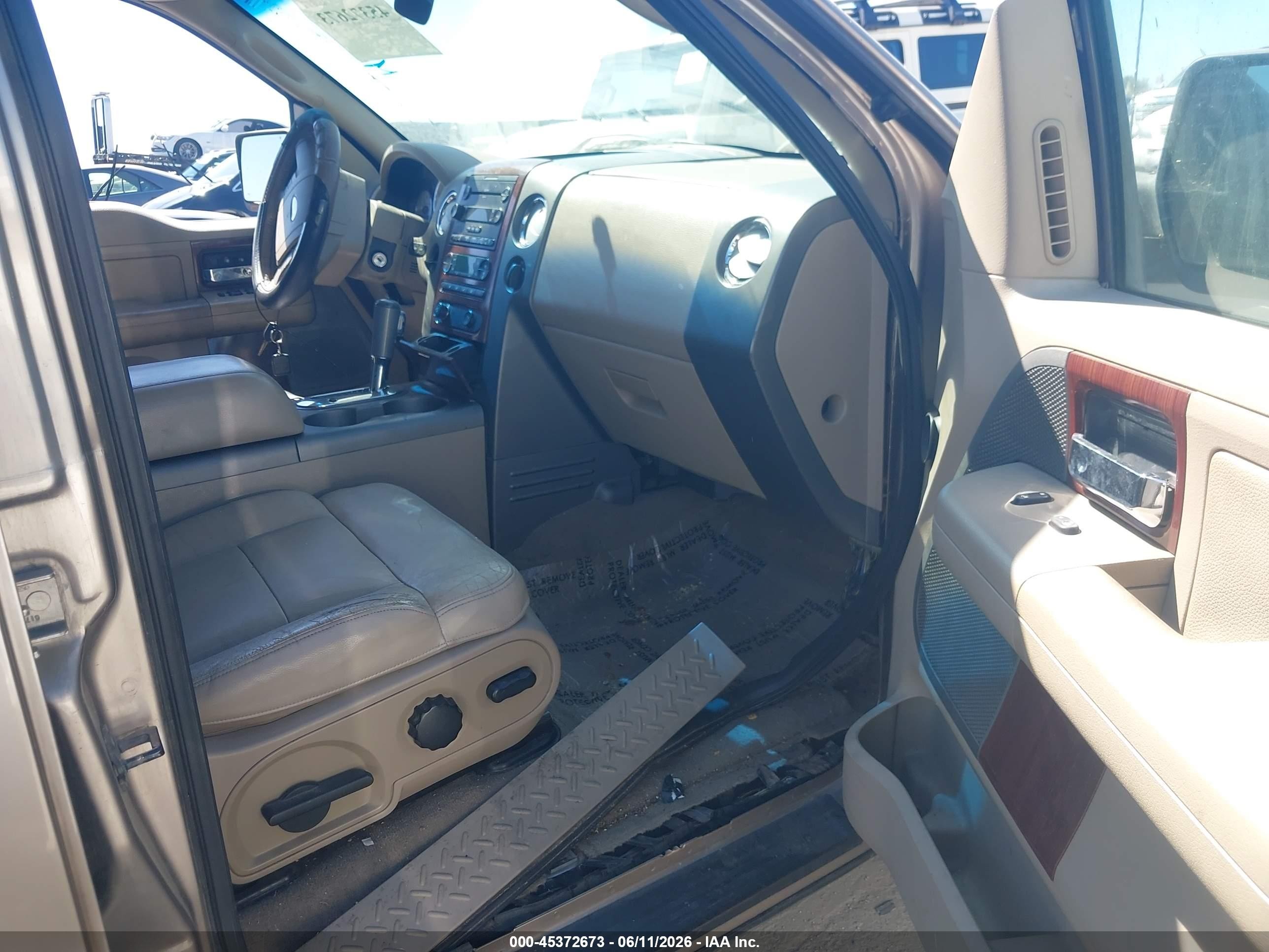 2005 Ford F-150 Lariat/xlt Brown vin: 1FTPW12505KD94719