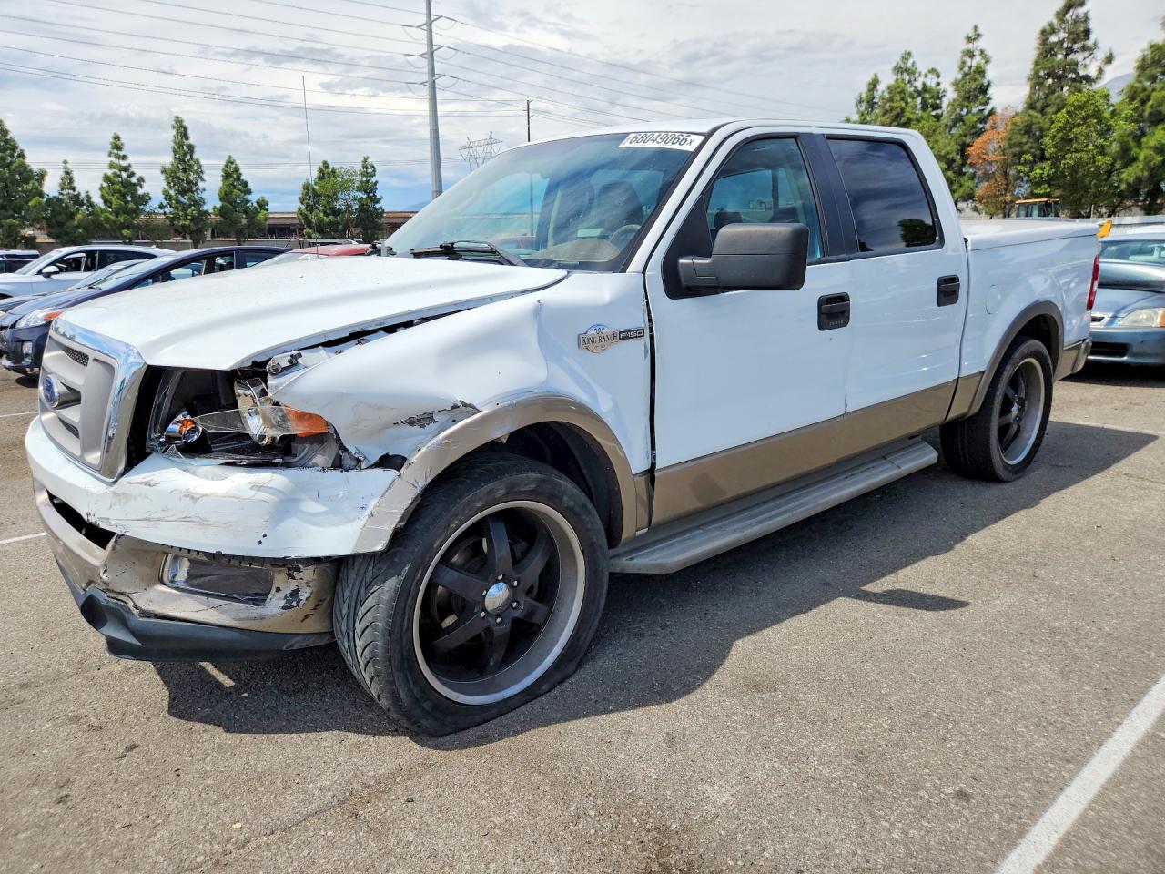 2005 Ford F150 White vin: 1FTPW12505KE52067