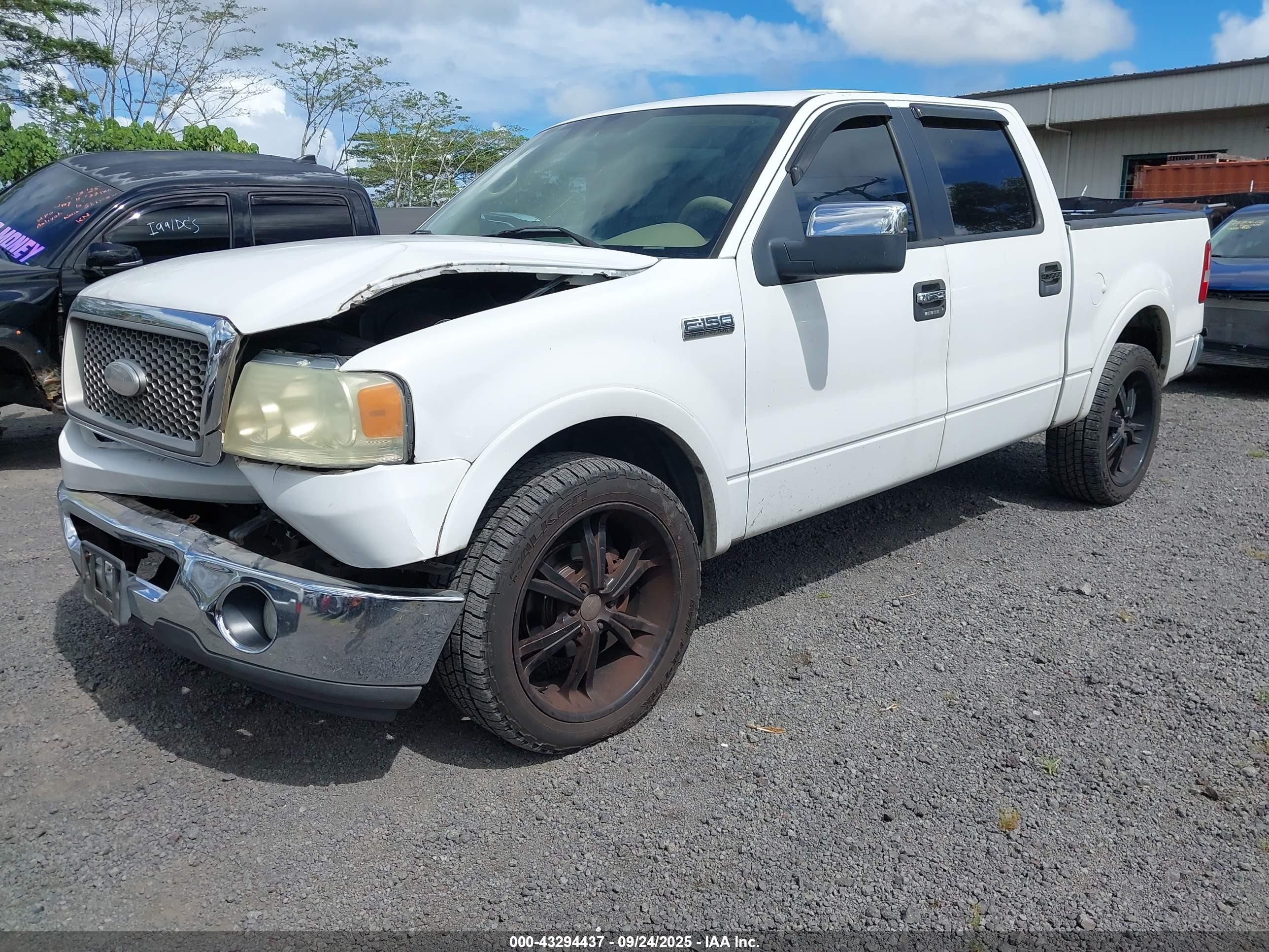 2006 Ford F-150 Lariat/xlt White vin: 1FTPW12506KD77470