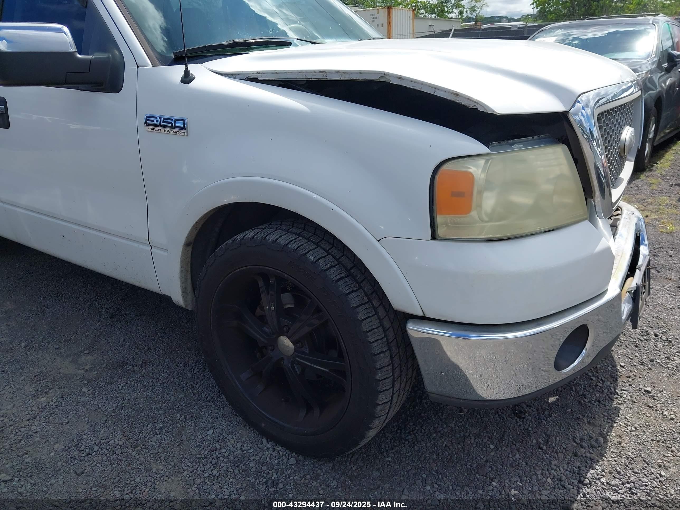 2006 Ford F-150 Lariat/xlt White vin: 1FTPW12506KD77470