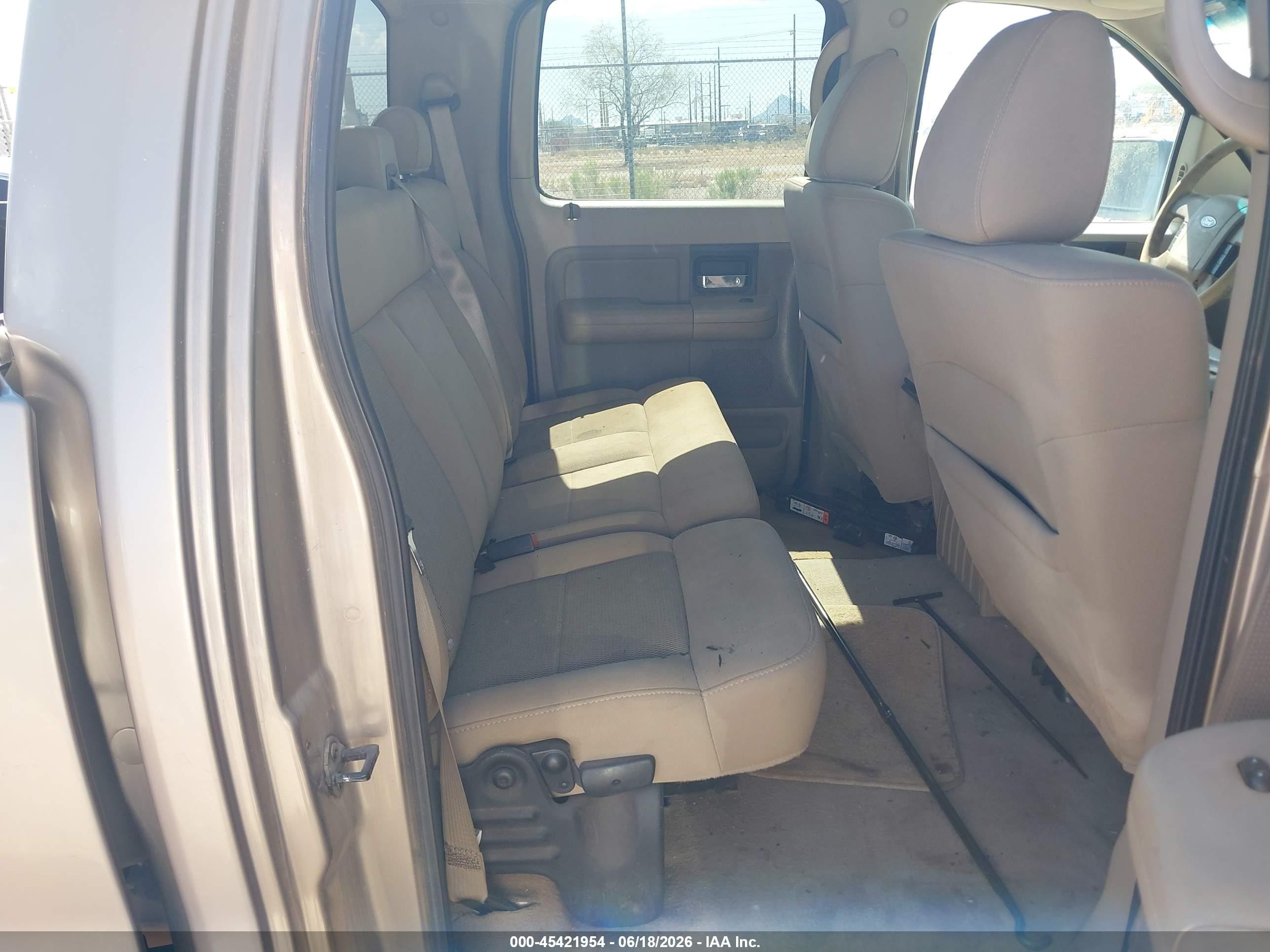 2006 Ford F-150 Lariat/xlt Champagne vin: 1FTPW12506KD87335