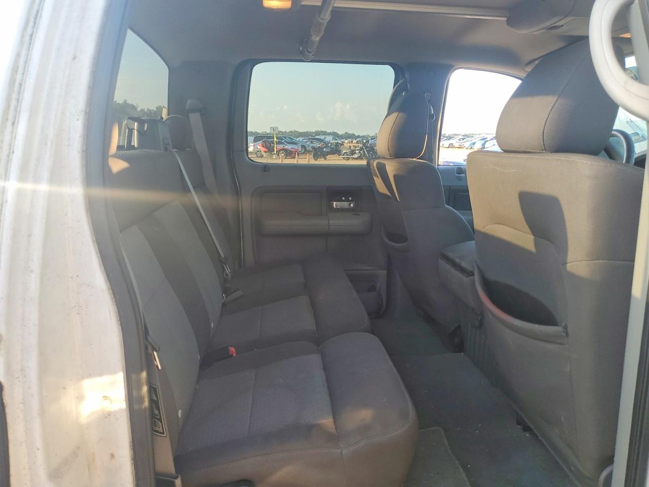 2004 Ford F150 Supercrew White vin: 1FTPW12514KA34745
