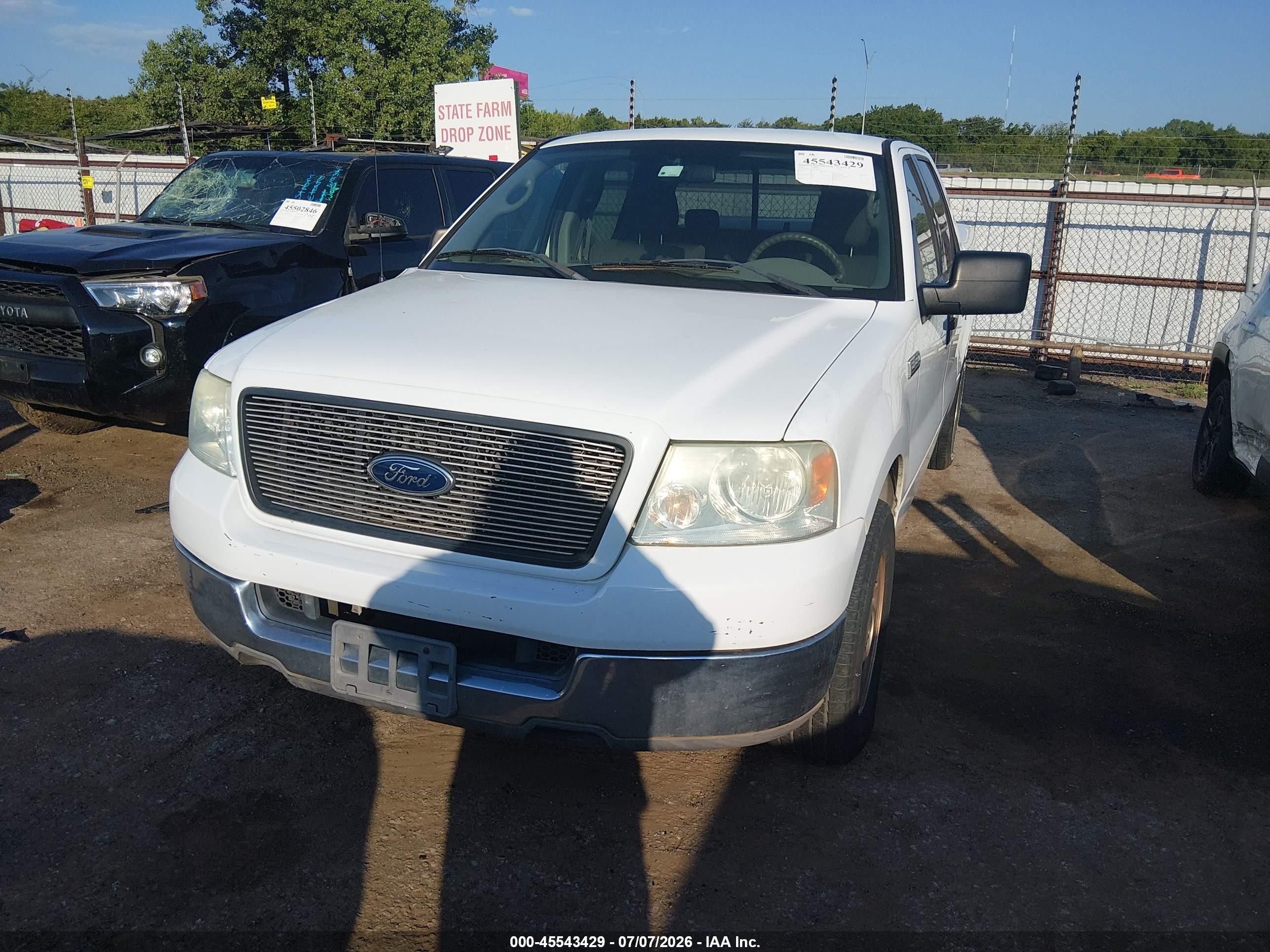 2004 Ford F-150 Lariat/xlt White vin: 1FTPW12514KC49123